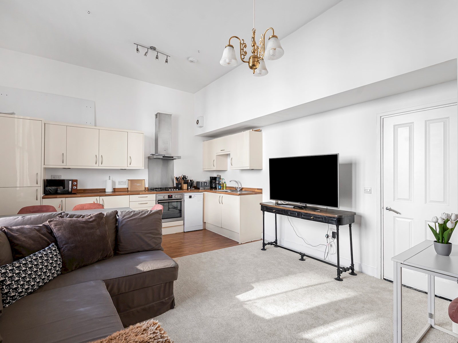 Stylish Open-Plan Living Gem in Victoria - Pass the Keys in flat b, 33 Denbigh Pl SW1V 2HA - Property image 6 - VivreStays
