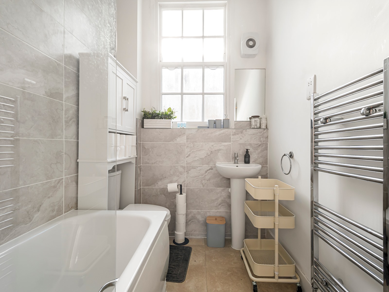 Stylish Open-Plan Living Gem in Victoria - Pass the Keys in flat b, 33 Denbigh Pl SW1V 2HA - Property image 26 - VivreStays