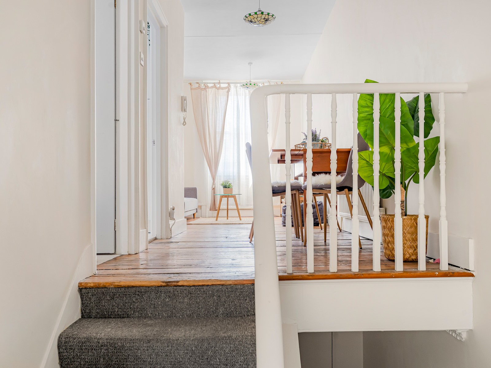 View The Loft - Beautiful flat in Chelsea, London - Pass the Keys in Top floor flat (The Loft), 45 Ongar Rd SW6 1SL The Loft - Beautiful flat in Chelsea, London - Pass the Keys in Top floor flat (The Loft), 45 Ongar Rd SW6 1SL - Property image 15 - VivreStays