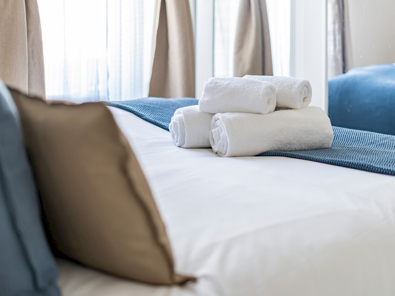 View The Loft - Beautiful flat in Chelsea, London - Pass the Keys in Top floor flat (The Loft), 45 Ongar Rd SW6 1SL The Loft - Beautiful flat in Chelsea, London - Pass the Keys in Top floor flat (The Loft), 45 Ongar Rd SW6 1SL - Property image 21 - VivreStays