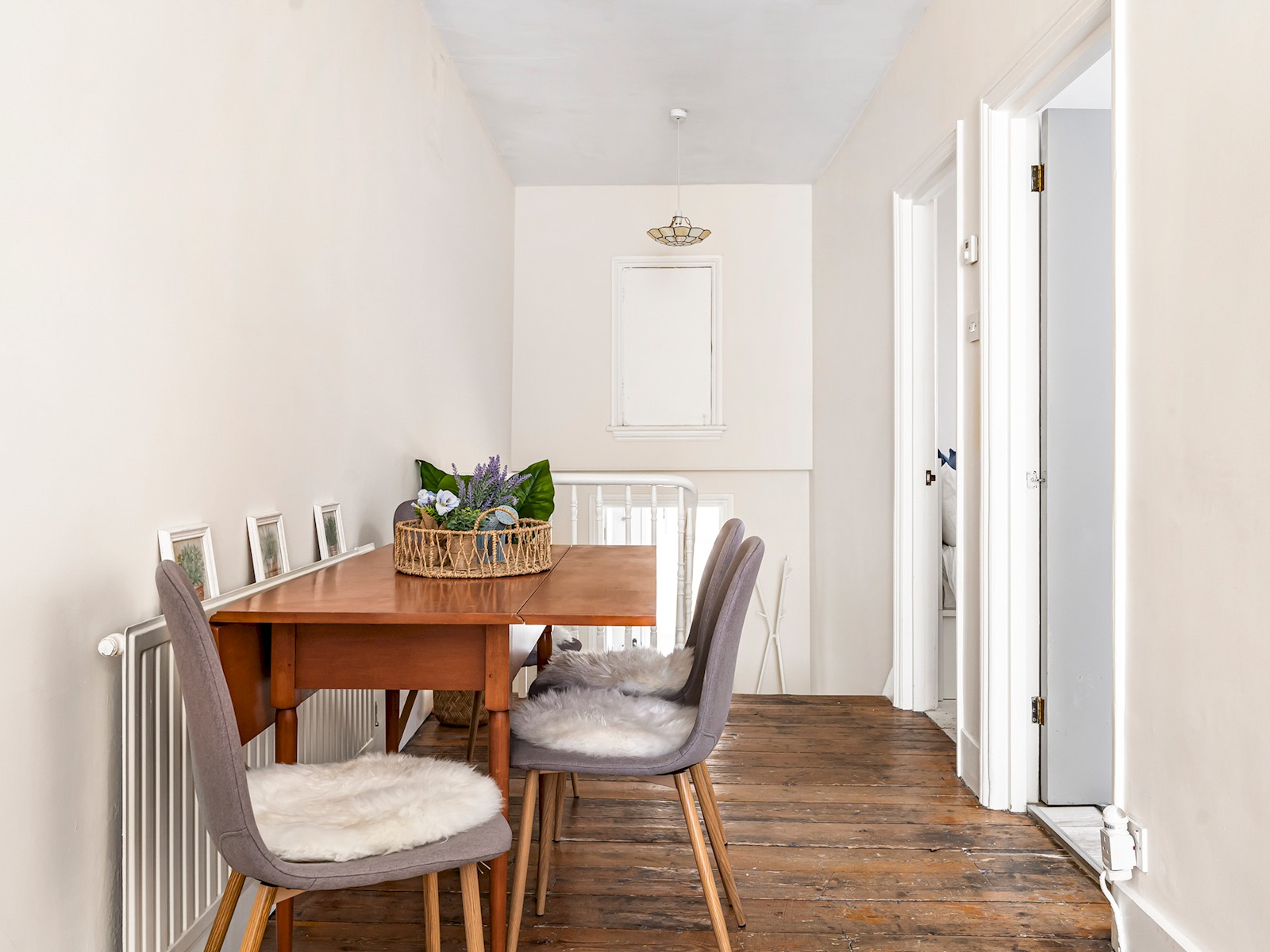 View The Loft - Beautiful flat in Chelsea, London - Pass the Keys in Top floor flat (The Loft), 45 Ongar Rd SW6 1SL The Loft - Beautiful flat in Chelsea, London - Pass the Keys in Top floor flat (The Loft), 45 Ongar Rd SW6 1SL - Property image 17 - VivreStays