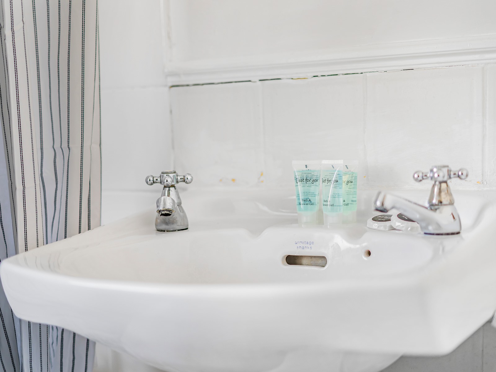 View The Loft - Beautiful flat in Chelsea, London - Pass the Keys in Top floor flat (The Loft), 45 Ongar Rd SW6 1SL The Loft - Beautiful flat in Chelsea, London - Pass the Keys in Top floor flat (The Loft), 45 Ongar Rd SW6 1SL - Property image 28 - VivreStays