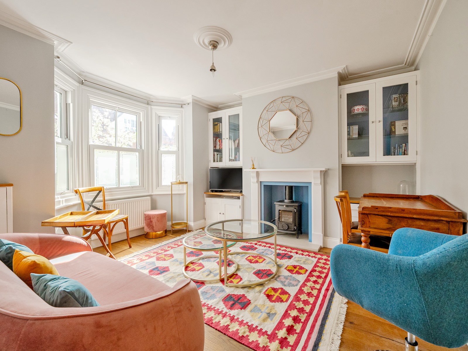 View Stunning 3BR Townhouse - Central Oxford | Pass the Keys in 6 Hertford Street OX4 3AJ Stunning 3BR Townhouse - Central Oxford | Pass the Keys in 6 Hertford Street OX4 3AJ - Property image 5 - VivreStays