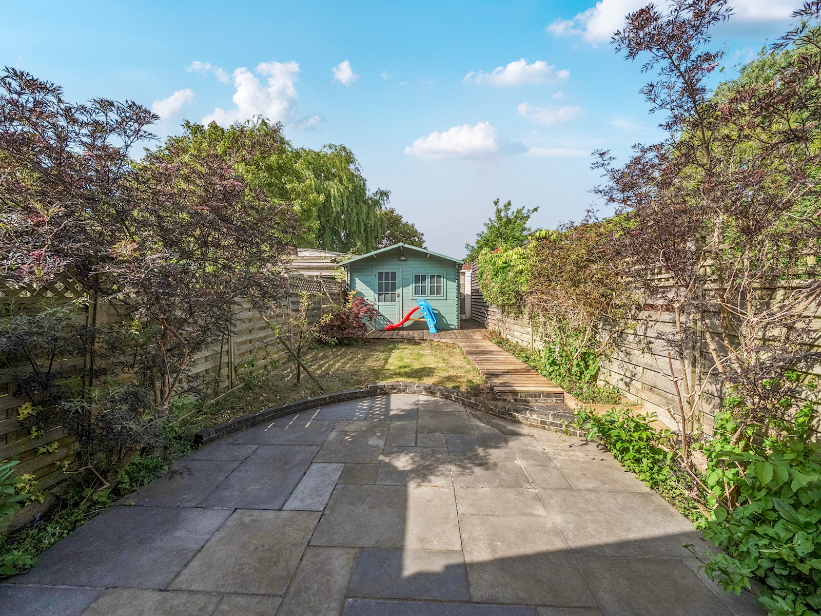 View Stunning 3BR Townhouse - Central Oxford | Pass the Keys in 6 Hertford Street OX4 3AJ Stunning 3BR Townhouse - Central Oxford | Pass the Keys in 6 Hertford Street OX4 3AJ - Property image 20 - VivreStays