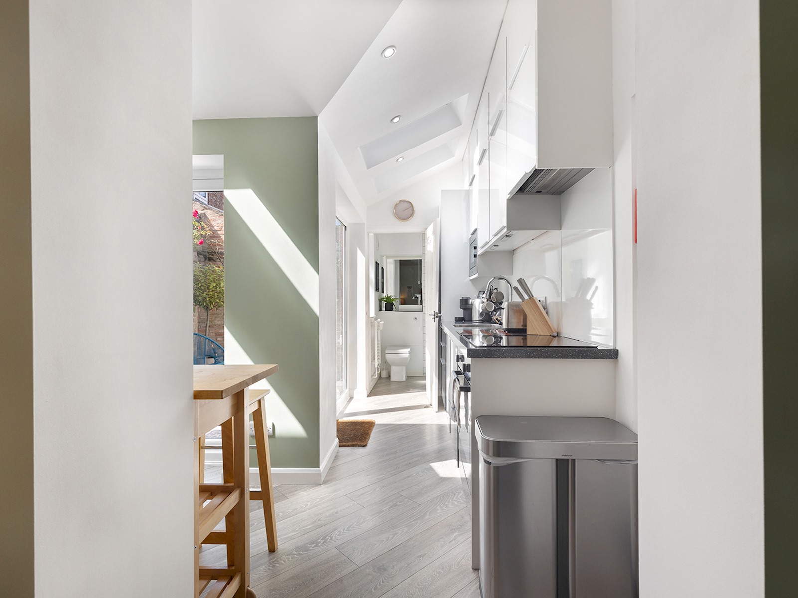 Pass the Keys | Stunning 3-bed Retreat in the Heart of York in 51 Fairfax Street YO1 6EB - Property image 12 - VivreStays