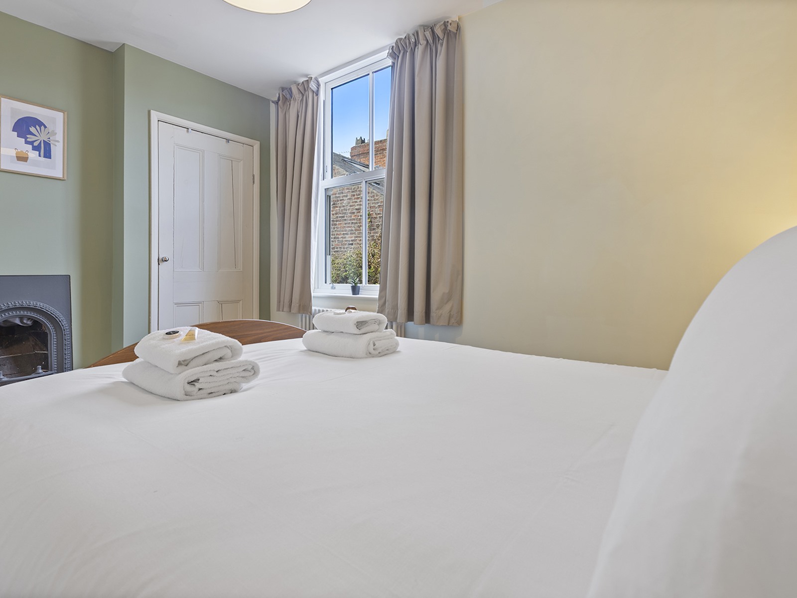 Pass the Keys | Stunning 3-bed Retreat in the Heart of York in 51 Fairfax Street YO1 6EB - Property image 19 - VivreStays