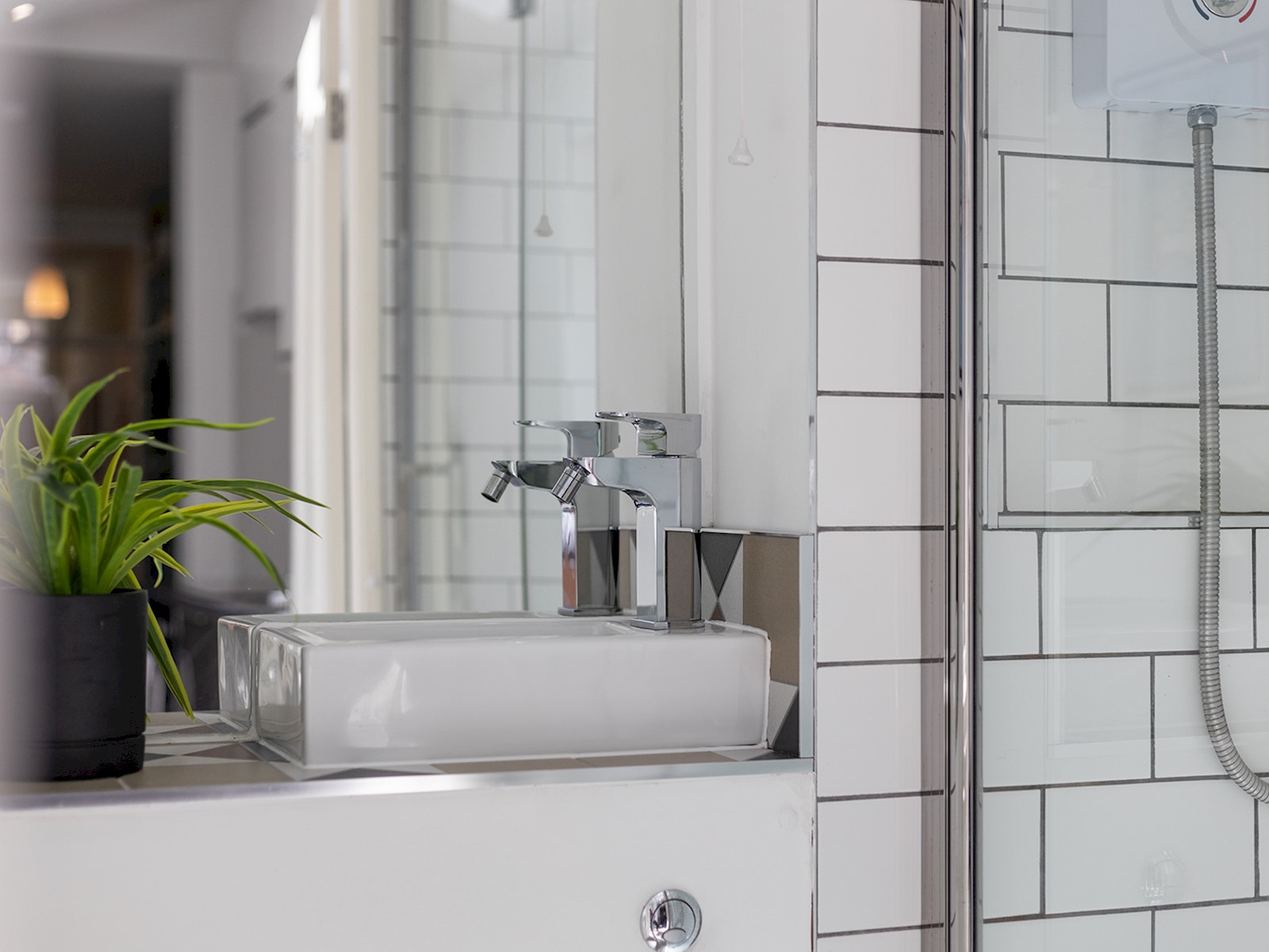 Pass the Keys | Stunning 3-bed Retreat in the Heart of York in 51 Fairfax Street YO1 6EB - Property image 27 - VivreStays