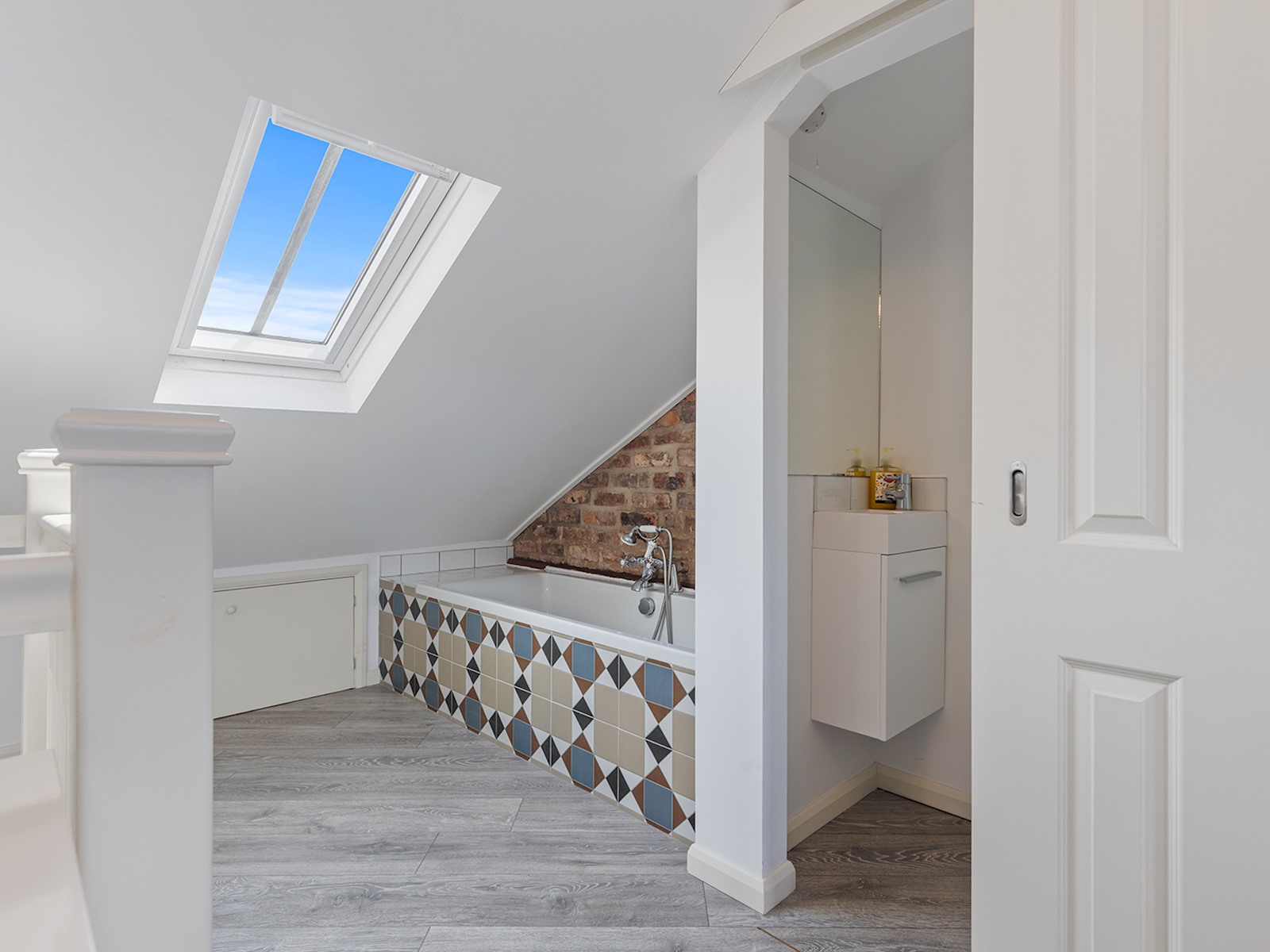 Pass the Keys | Stunning 3-bed Retreat in the Heart of York in 51 Fairfax Street YO1 6EB - Property image 34 - VivreStays