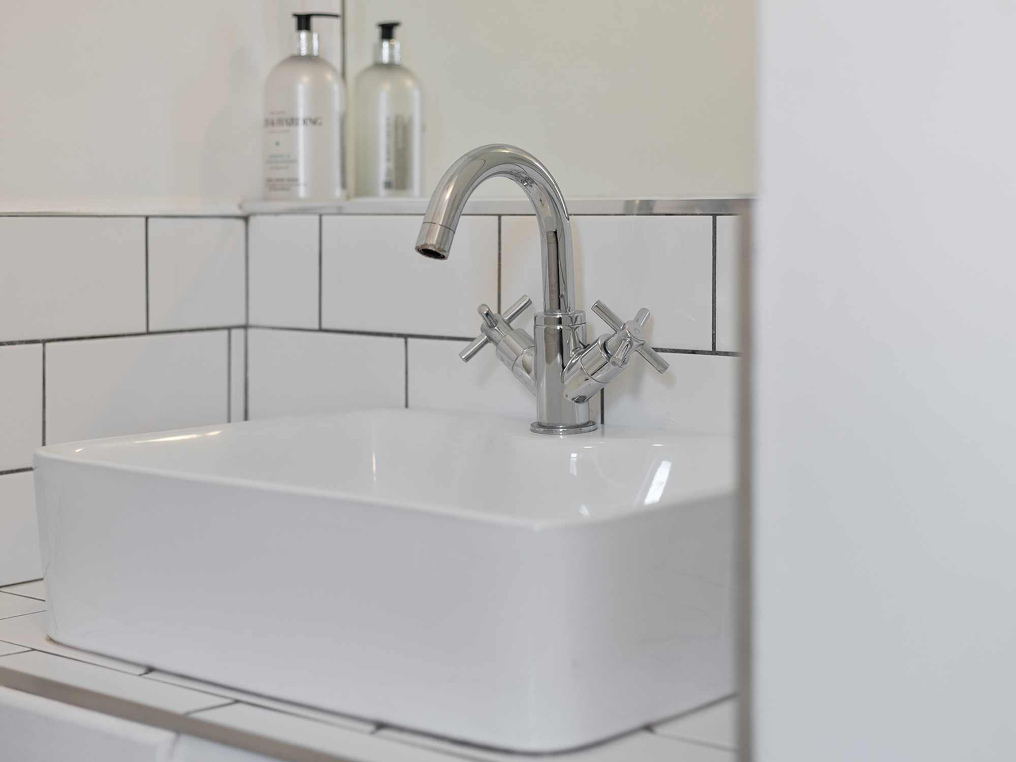 Pass the Keys | Stunning 3-bed Retreat in the Heart of York in 51 Fairfax Street YO1 6EB - Property image 35 - VivreStays