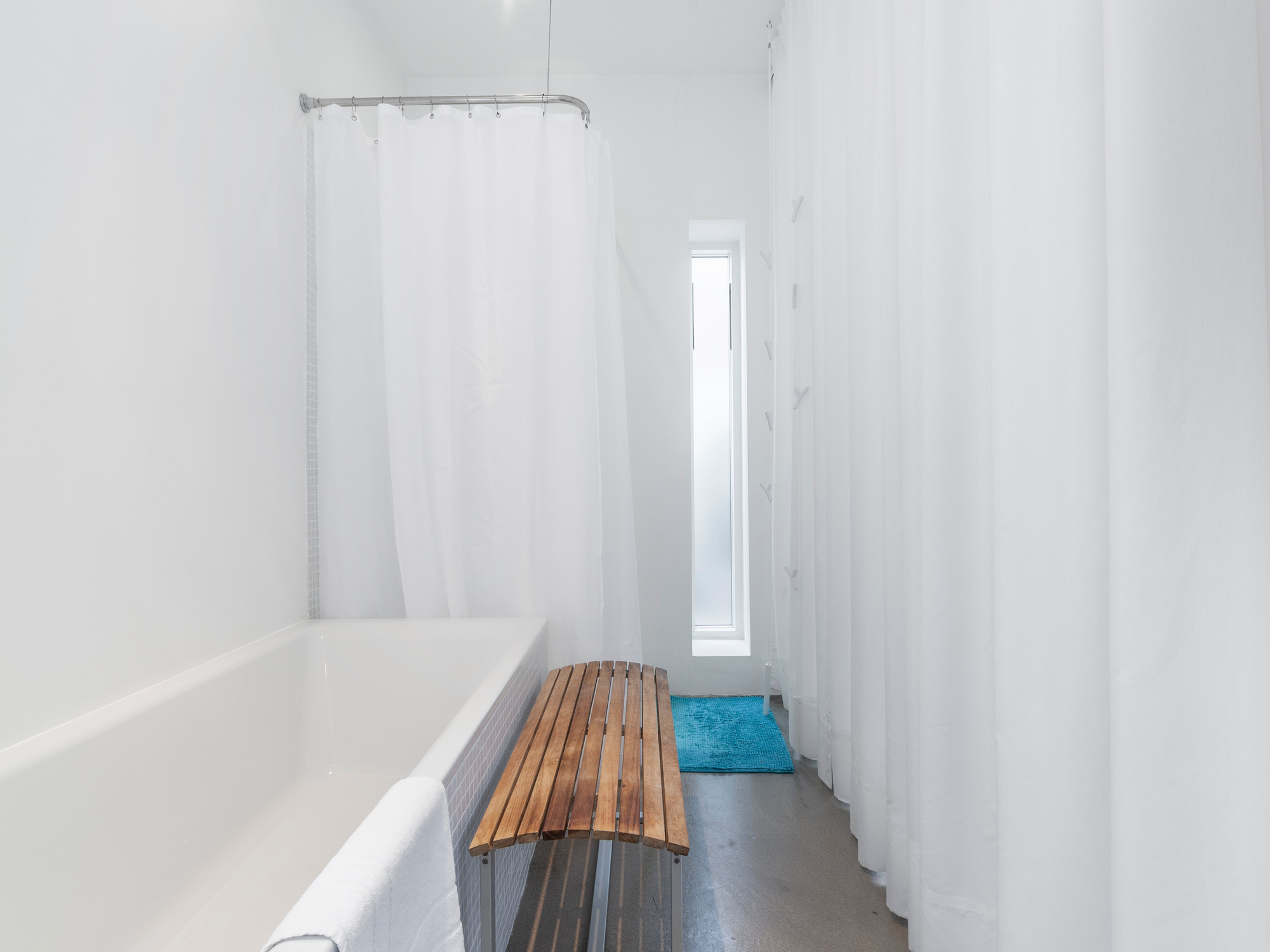 Pass the Keys | Modern Chic Home in London in 73A Hinton Rd SE24 0HT - Property image 9 - VivreStays