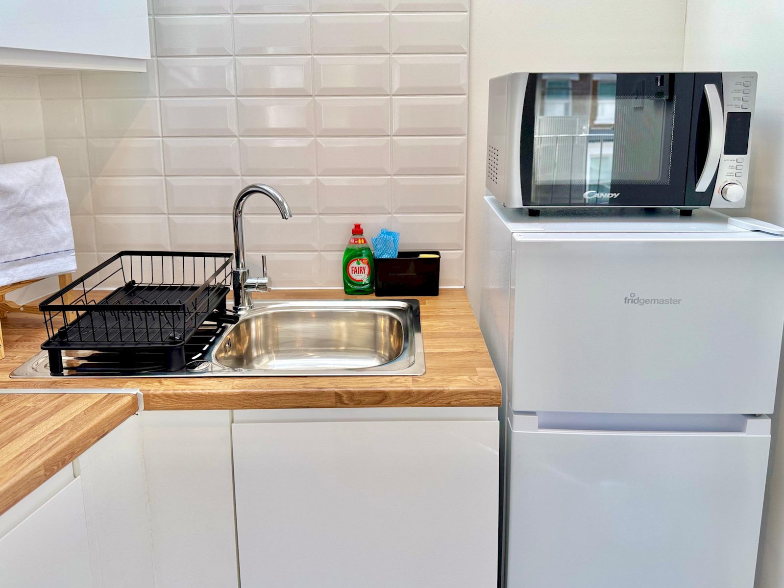 Pass the Keys | Trendy & Central 1-Bed Flat in Shepherd's Bush in 23 Bulwer St W12 8AR - Property image 11 - VivreStays