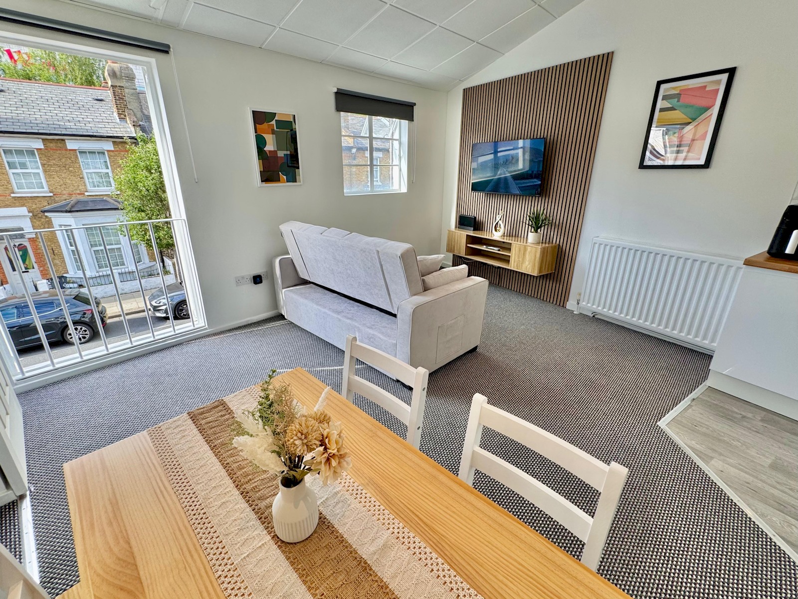 Pass the Keys | Trendy & Central 1-Bed Flat in Shepherd's Bush in 23 Bulwer St W12 8AR - Property image 15 - VivreStays
