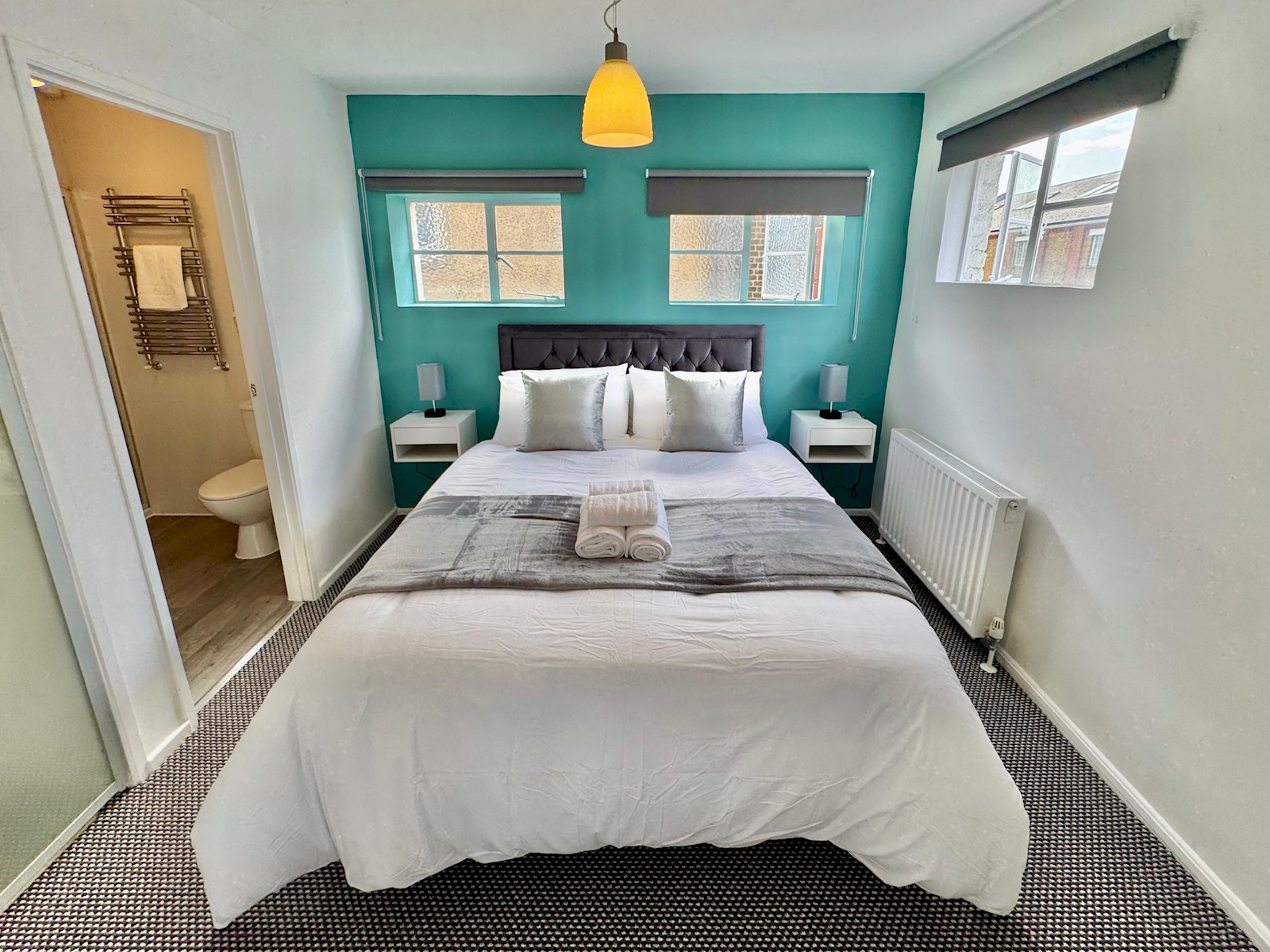 Pass the Keys | Trendy & Central 1-Bed Flat in Shepherd's Bush in 23 Bulwer St W12 8AR - Property image 17 - VivreStays