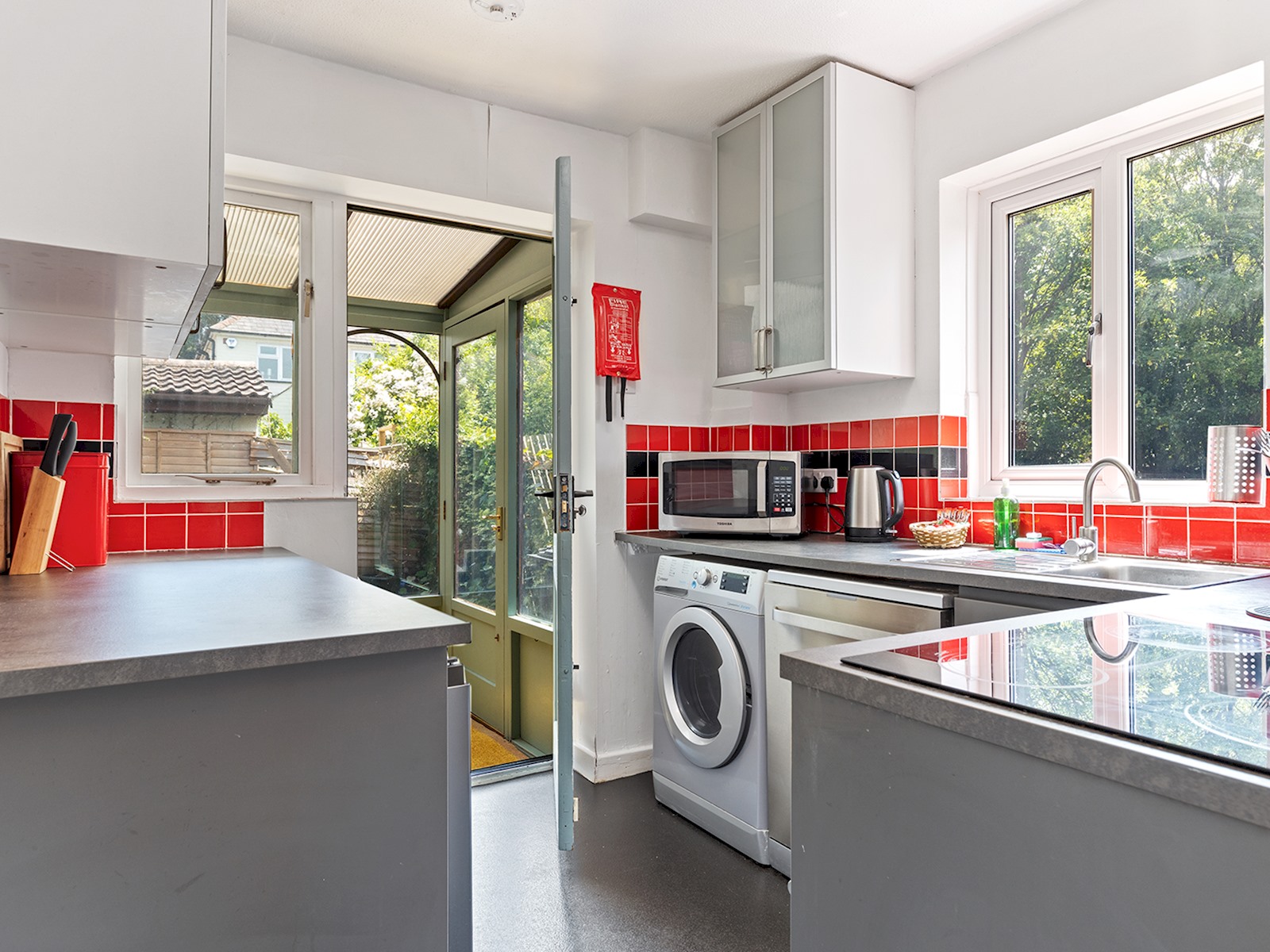 Bright, Modern York Home with Free Parking | Pass the Keys in 32 Scaife Gardens YO31 8HX - Property image 9 - VivreStays