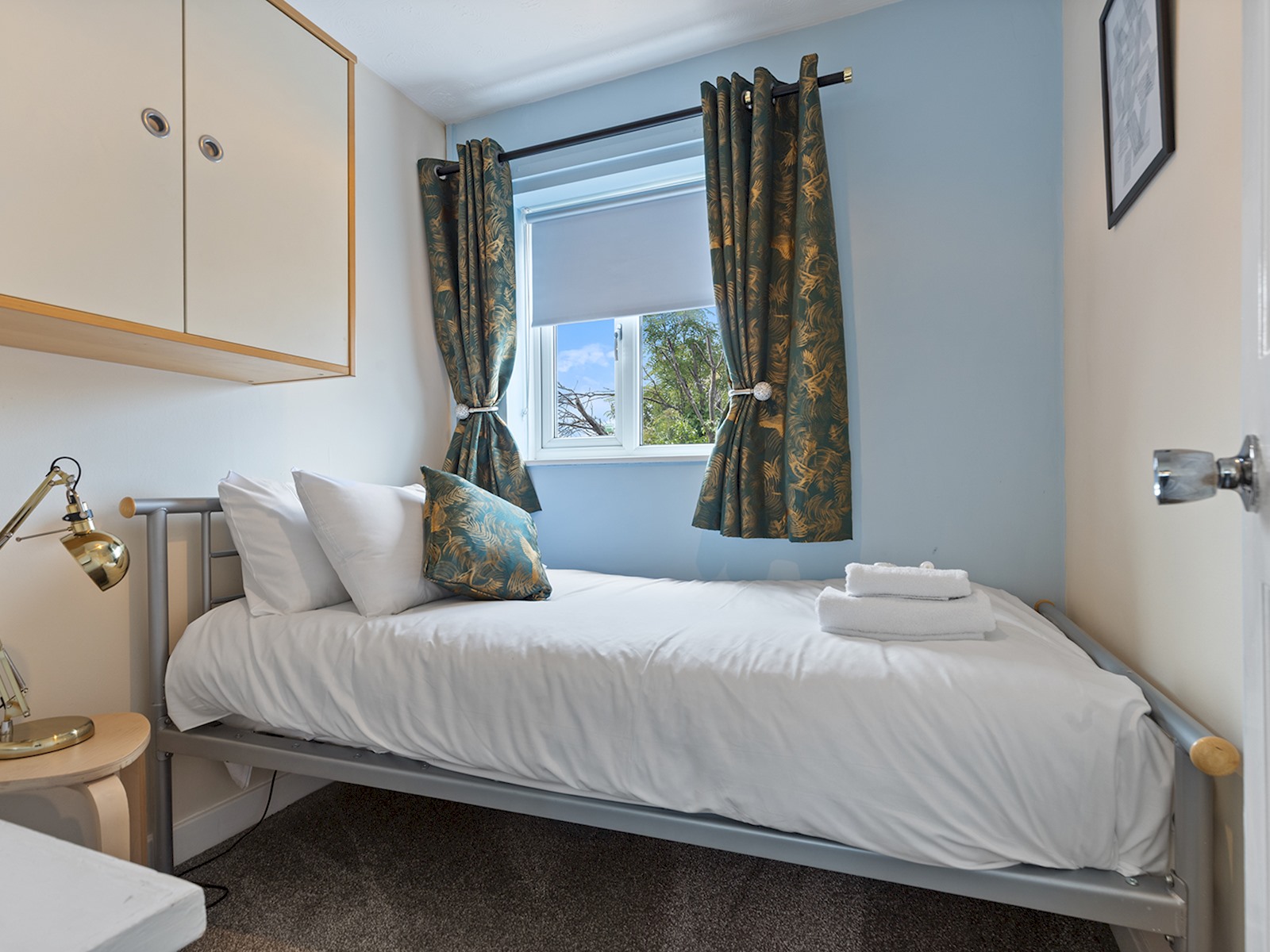 Bright, Modern York Home with Free Parking | Pass the Keys in 32 Scaife Gardens YO31 8HX - Property image 14 - VivreStays