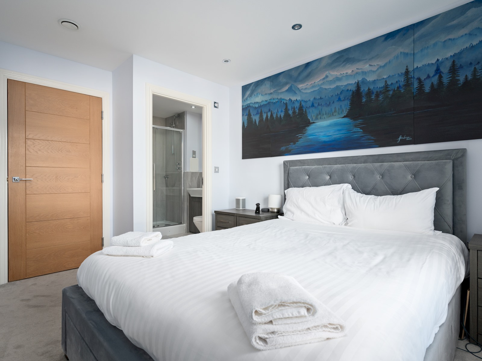 Modern 2bed Apartment Edinburgh - Pass the Keys in 6 Flat 11 Hatters Lane EH7 4GX - Property image 4 - VivreStays