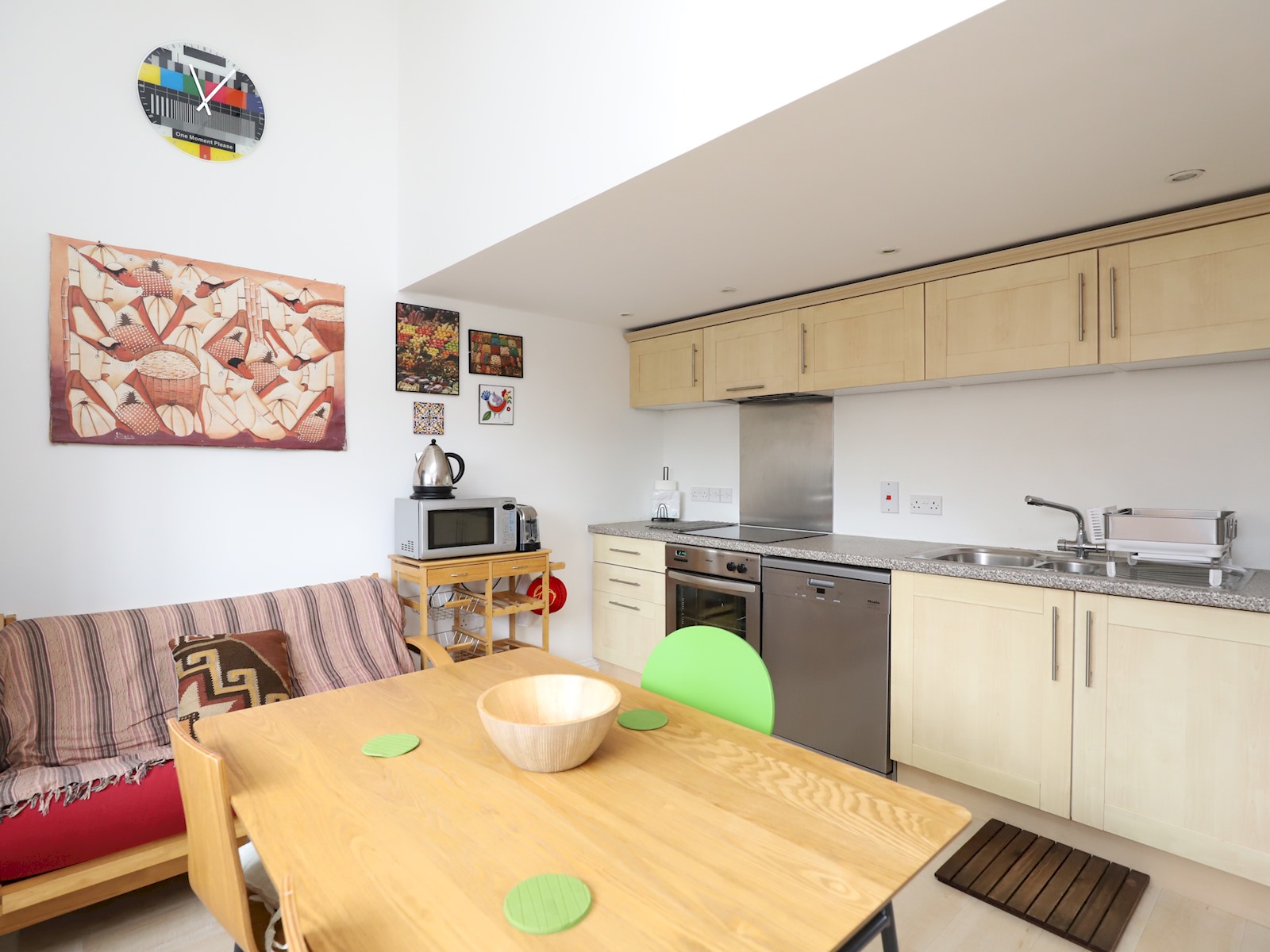 Pass the Keys | Equipped Apartment + Parking - Central Oxford in 11A Eyot Place OX4 1SA - Property image 2 - VivreStays