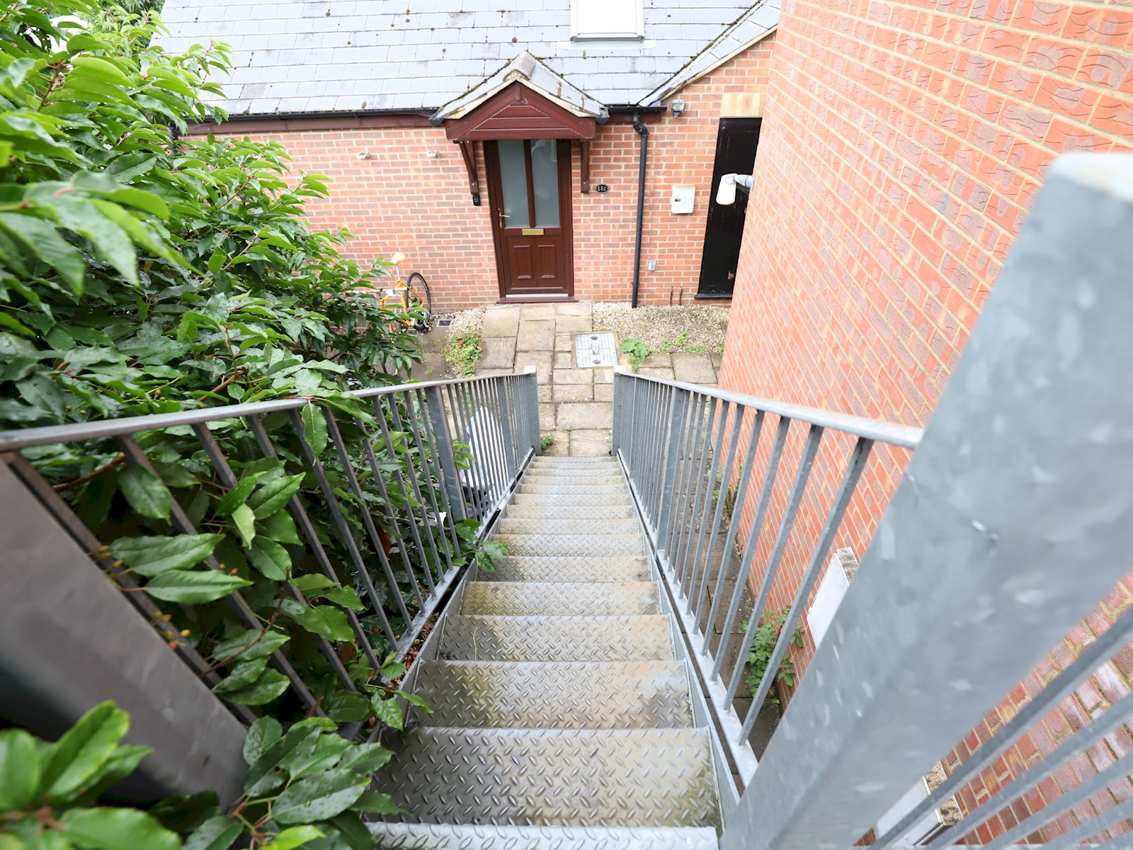 Pass the Keys | Equipped Apartment + Parking - Central Oxford in 11A Eyot Place OX4 1SA - Property image 12 - VivreStays