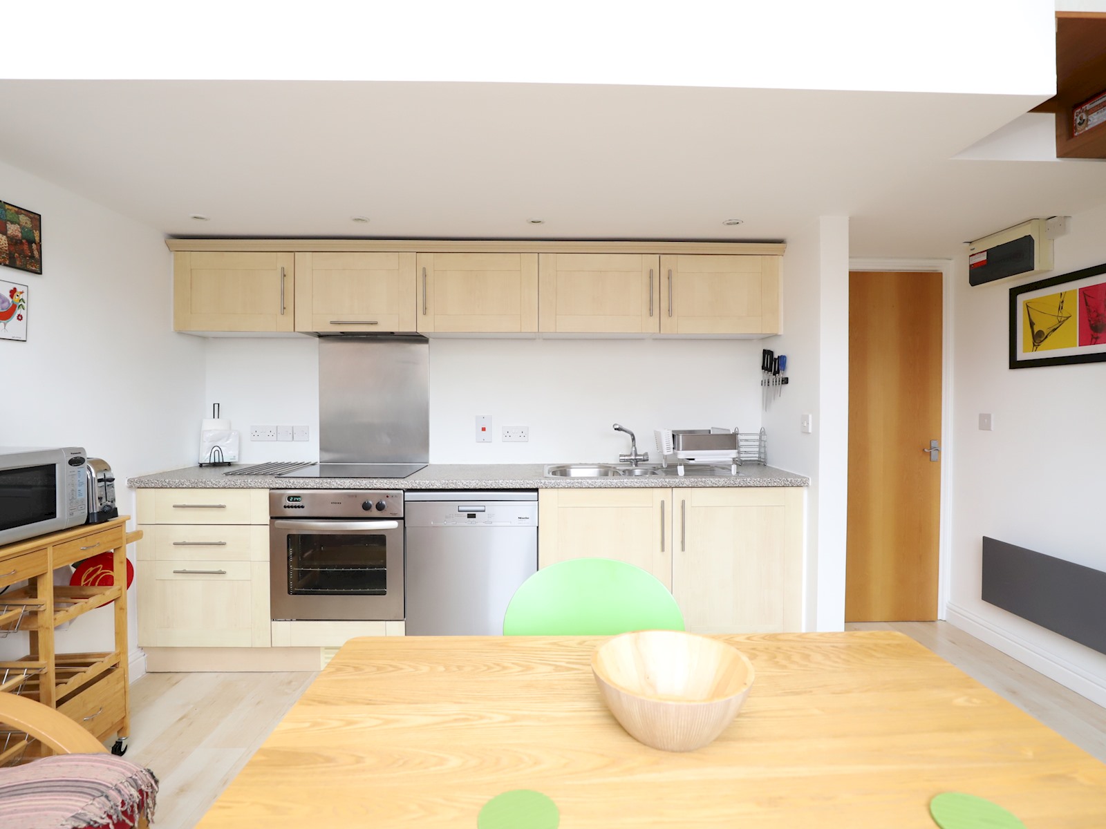 Pass the Keys | Equipped Apartment + Parking - Central Oxford in 11A Eyot Place OX4 1SA - Property image 13 - VivreStays