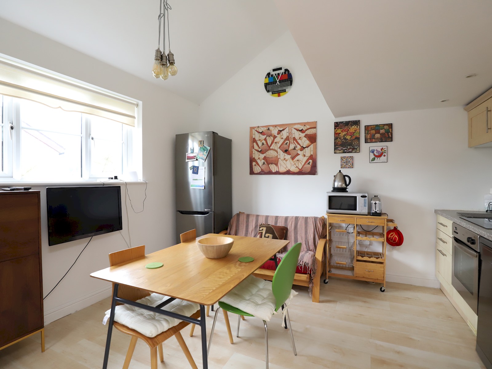 Pass the Keys | Equipped Apartment + Parking - Central Oxford in 11A Eyot Place OX4 1SA - Property image 15 - VivreStays