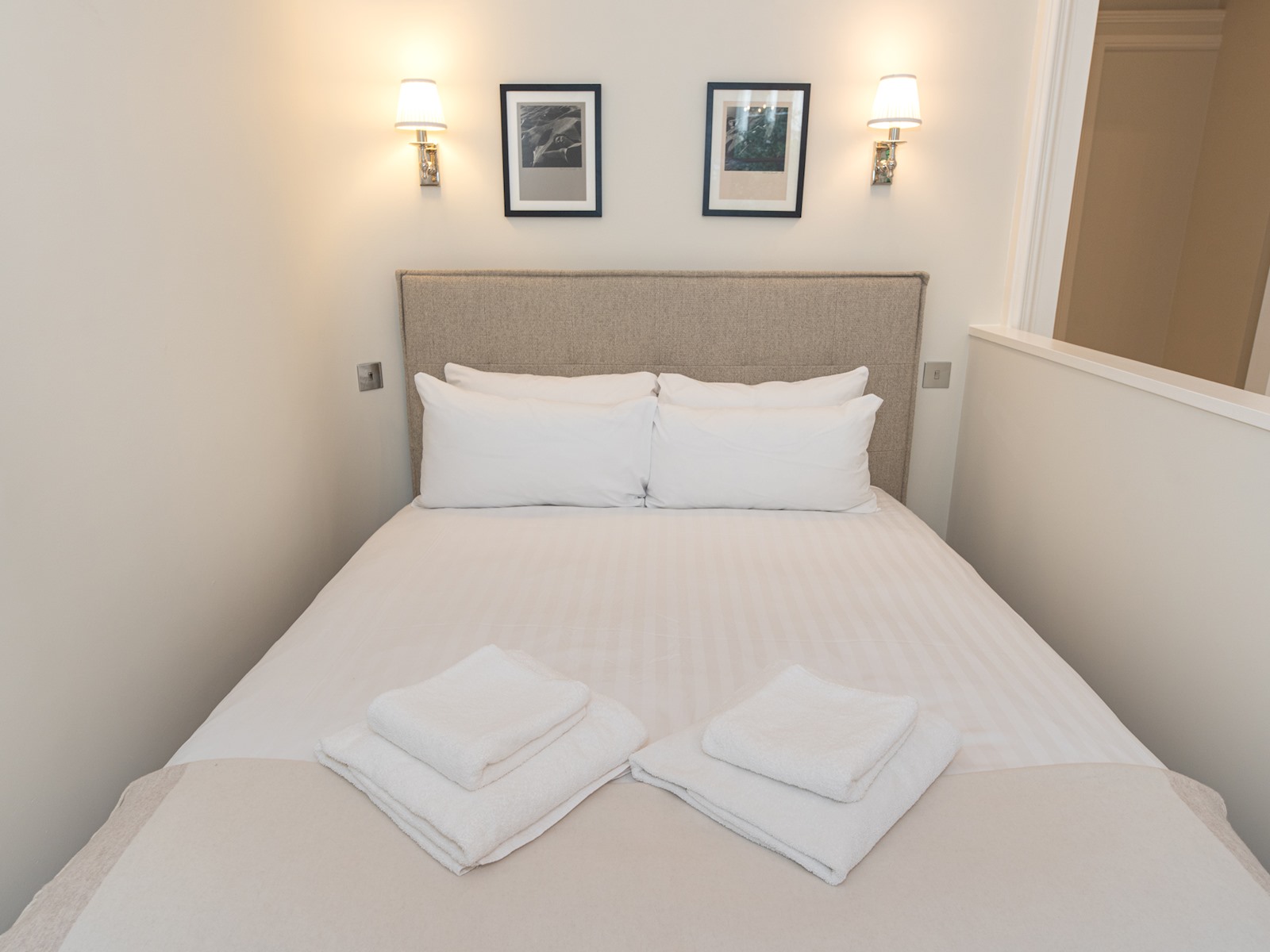 Bright and Spacious Studio, Knightsbridge, London - Pass the Keys in 34 Rutland Gate SW7 1PD - Property image 22 - VivreStays