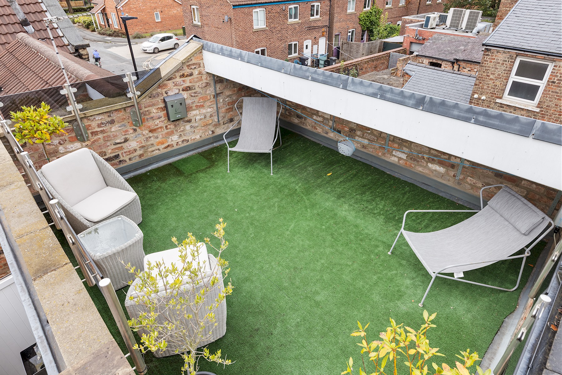 The Terrace - Beautiful 1-Bed with Roof Terrace | Pass the Keys in The Terrace YO10 5AP - Property image 3 - VivreStays