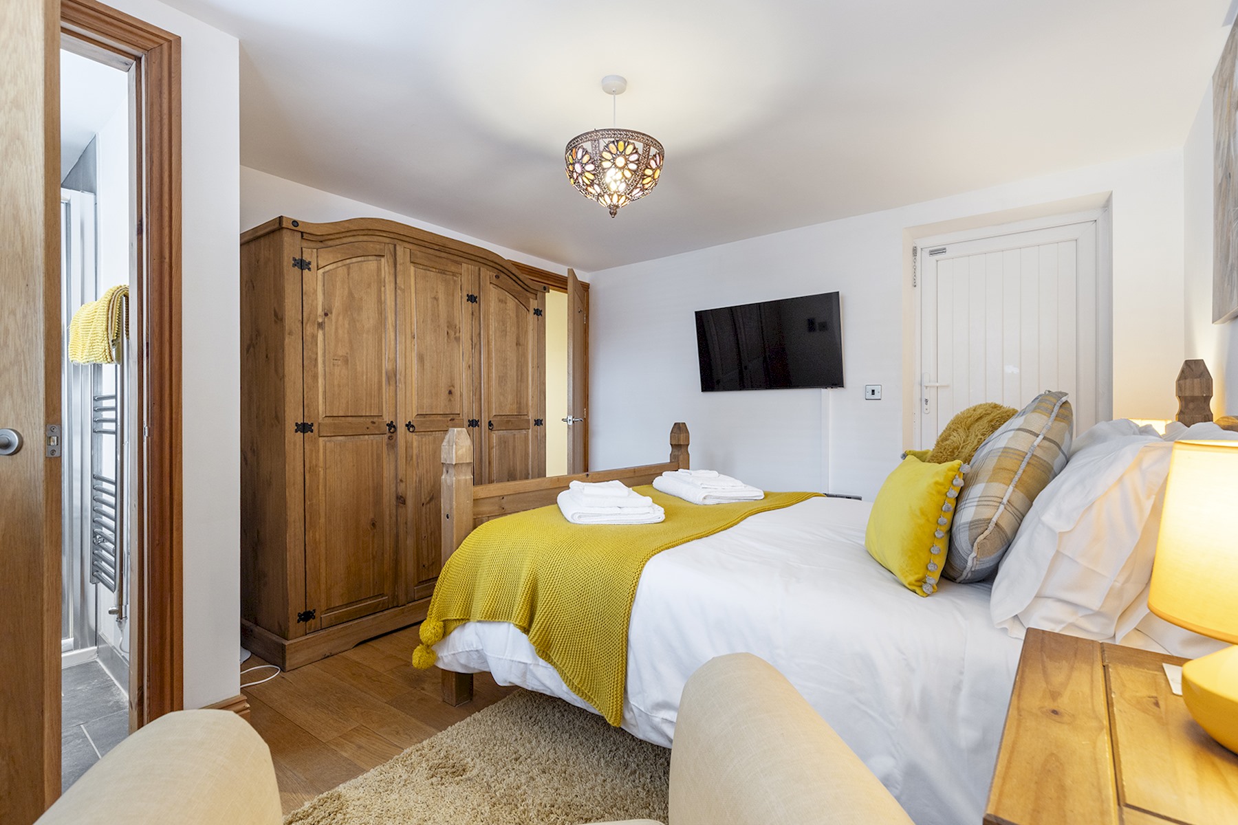 The Terrace - Beautiful 1-Bed with Roof Terrace | Pass the Keys in The Terrace YO10 5AP - Property image 5 - VivreStays