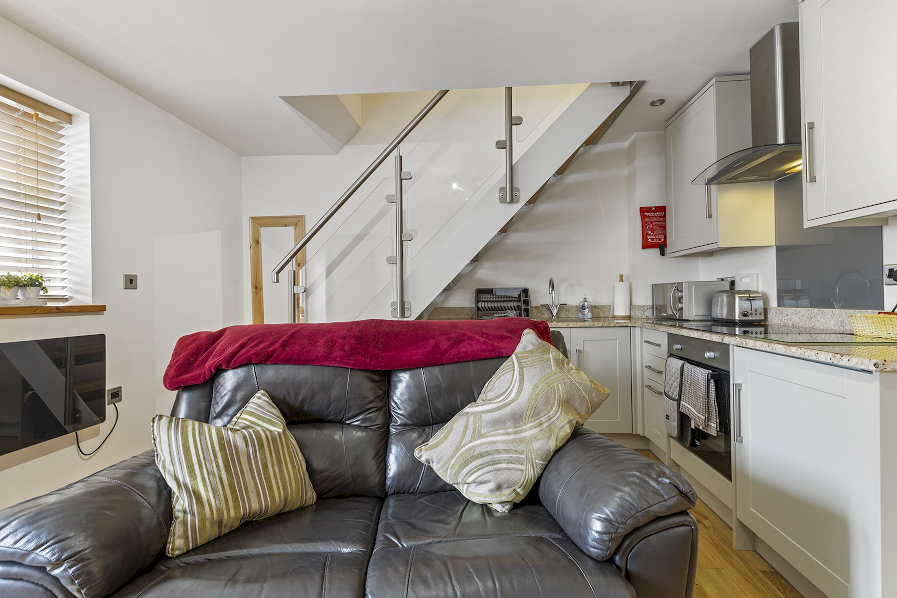 The Terrace - Beautiful 1-Bed with Roof Terrace | Pass the Keys in The Terrace YO10 5AP - Property image 9 - VivreStays