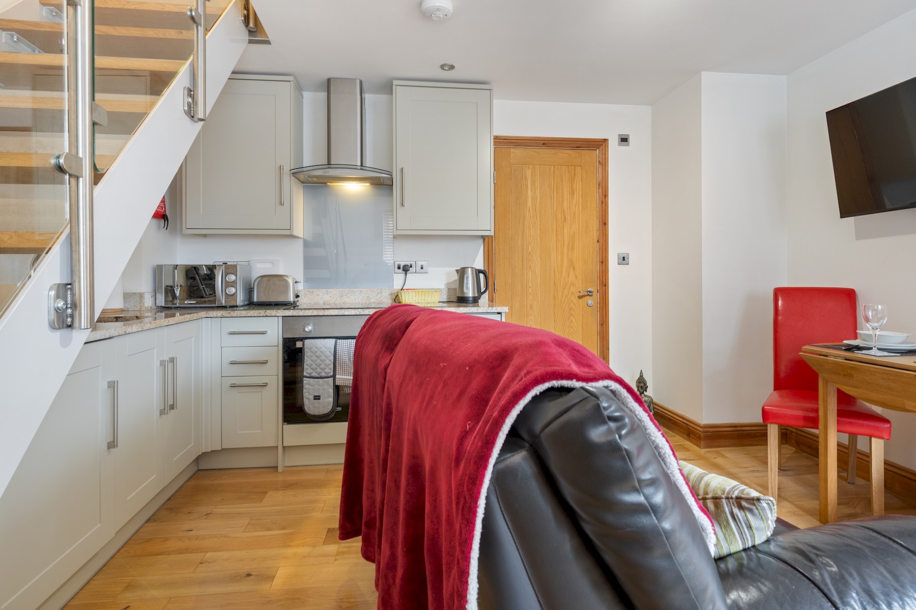 The Terrace - Beautiful 1-Bed with Roof Terrace | Pass the Keys in The Terrace YO10 5AP - Property image 14 - VivreStays
