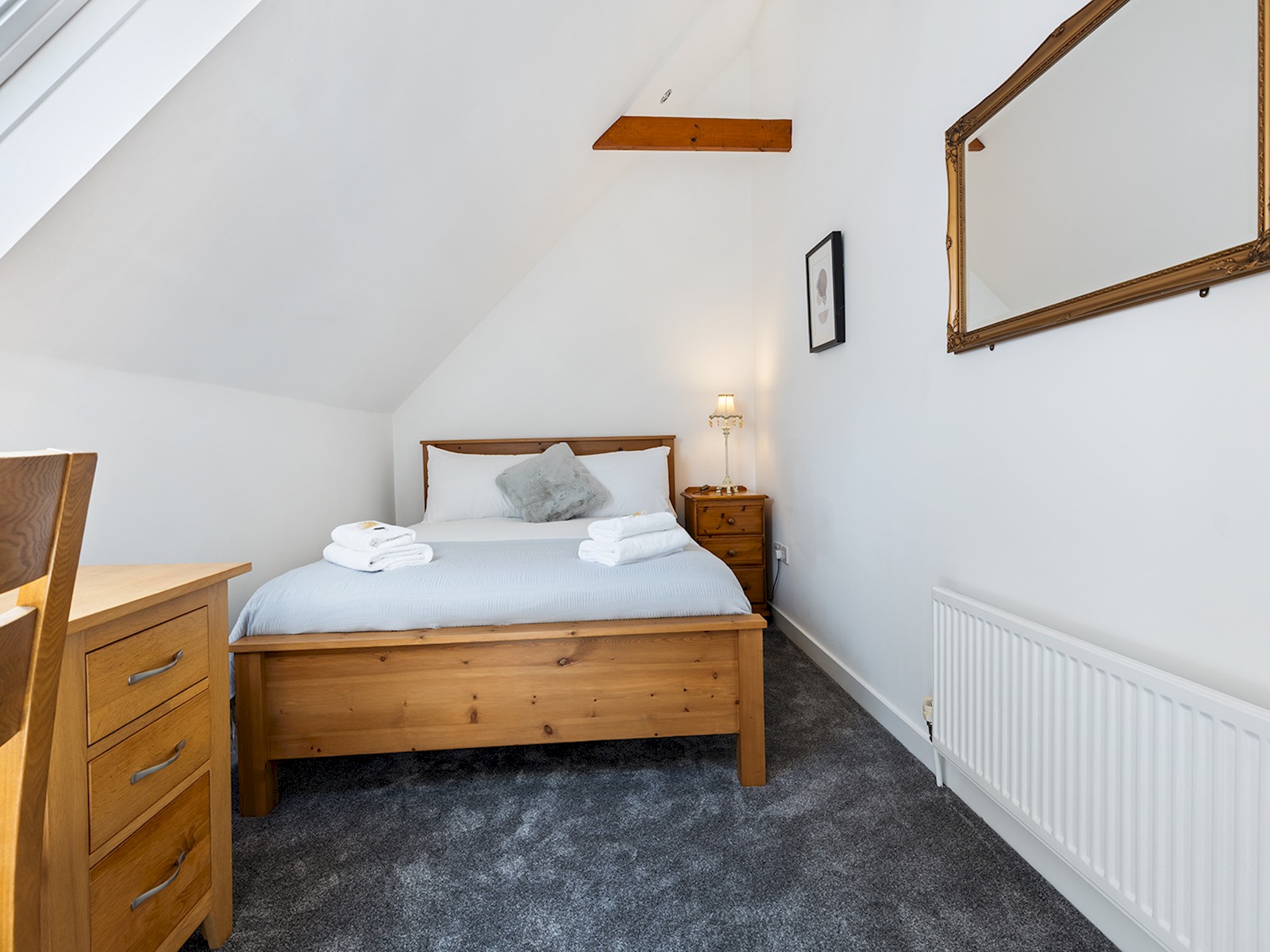 Pass the Keys | Tannery Mews - Stunning Central 2-Bed with Parking in 48 Tannery Mews, Lawrence Street YO10 3WG - Property image 16 - VivreStays