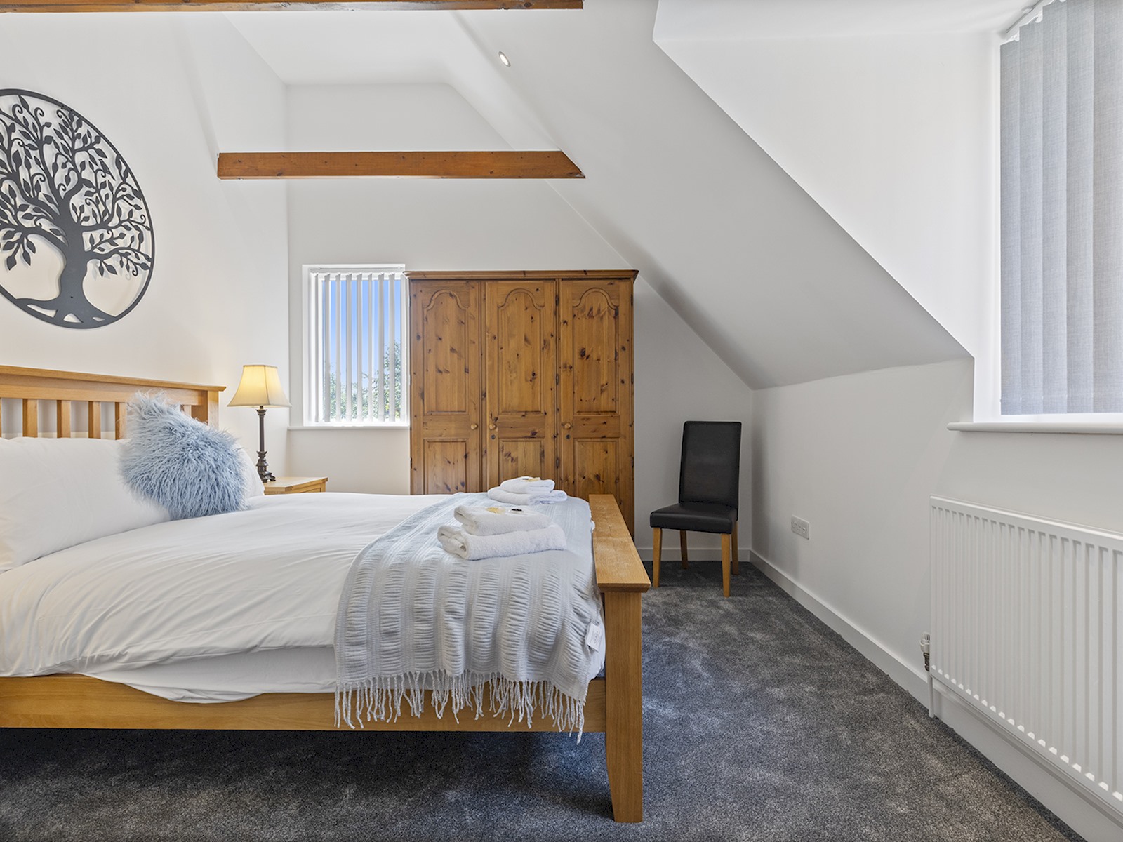 Pass the Keys | Tannery Mews - Stunning Central 2-Bed with Parking in 48 Tannery Mews, Lawrence Street YO10 3WG - Property image 11 - VivreStays