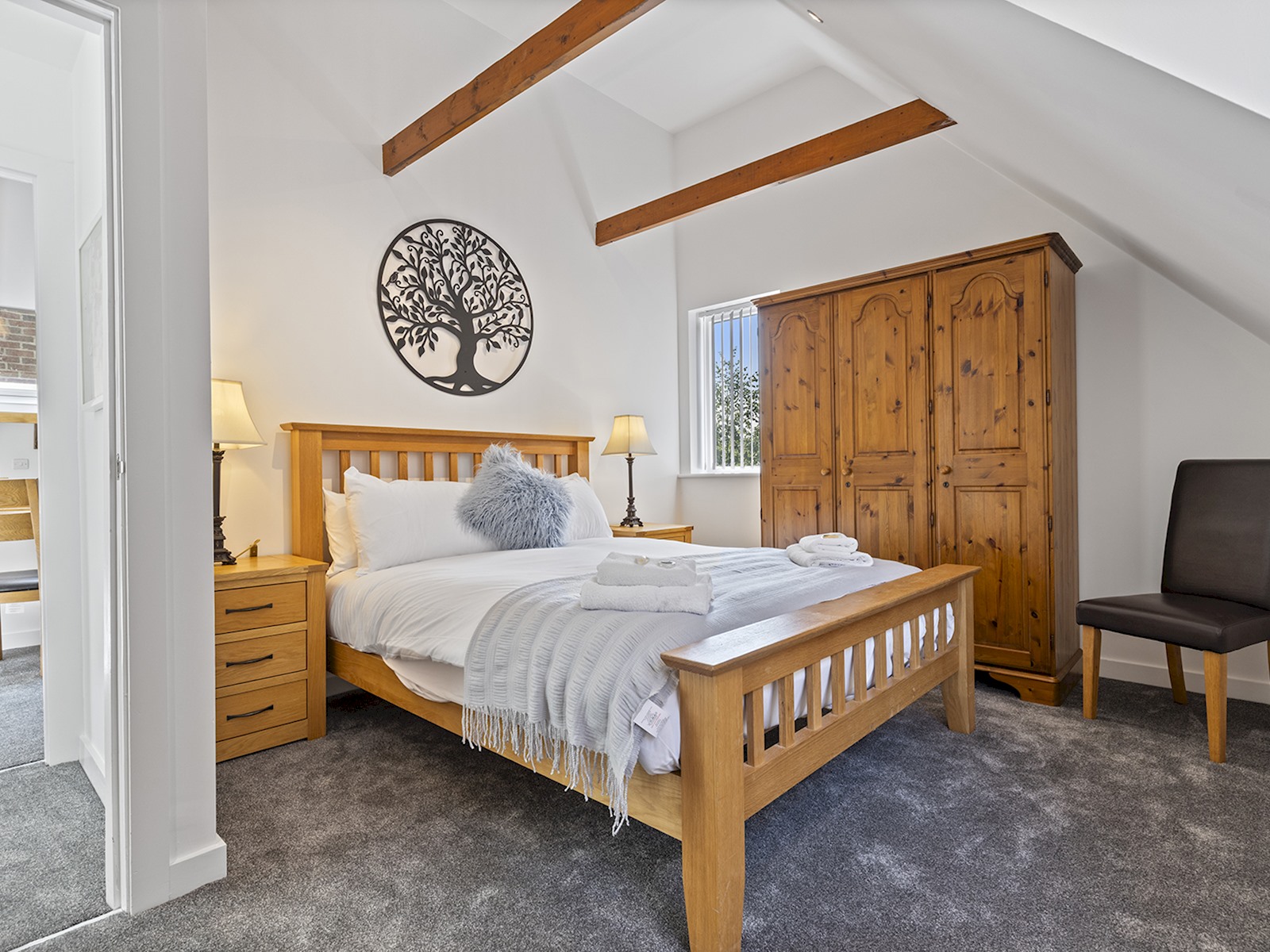 Pass the Keys | Tannery Mews - Stunning Central 2-Bed with Parking in 48 Tannery Mews, Lawrence Street YO10 3WG - Property image 5 - VivreStays
