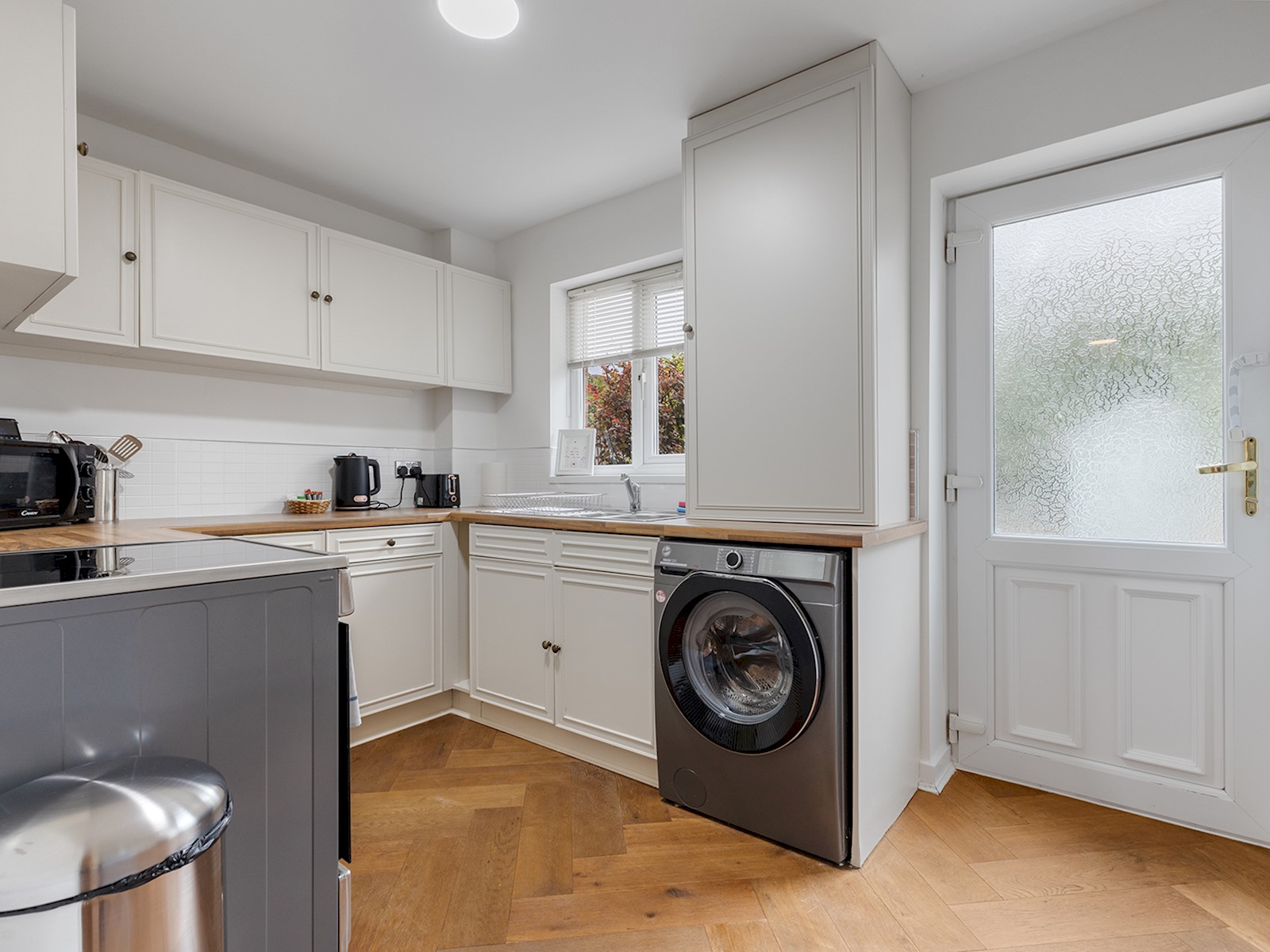 View Beautiful Renovated Central Home in York with Free Parking | Pass The Keys in 20 Scaife Gardens YO31 8HX Beautiful Renovated Central Home in York with Free Parking | Pass The Keys in 20 Scaife Gardens YO31 8HX - Property image 9 - VivreStays