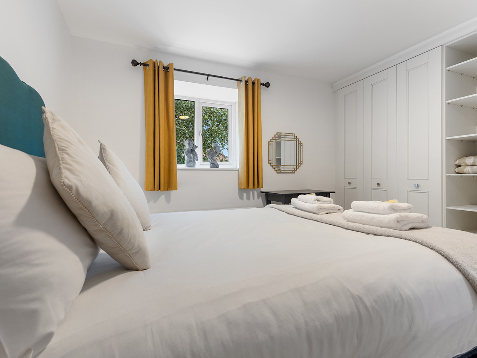 View Beautiful Renovated Central Home in York with Free Parking | Pass The Keys in 20 Scaife Gardens YO31 8HX Beautiful Renovated Central Home in York with Free Parking | Pass The Keys in 20 Scaife Gardens YO31 8HX - Property image 20 - VivreStays