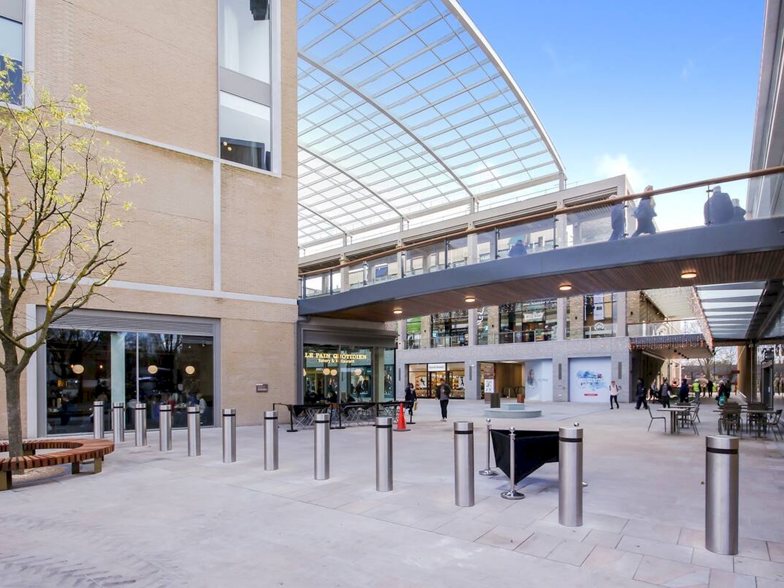 Pass the Keys | Oxford Castle - City Centre Apartment + Balcony in 18 Oxford Castle OX1 1AY - Property image 19 - VivreStays