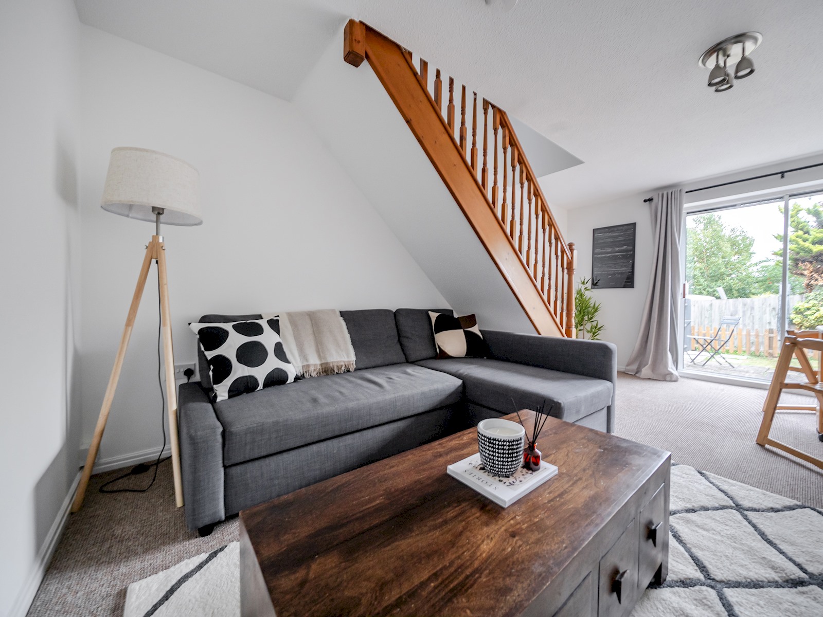 View Pass the Keys | Lovely 3 Bed Garden Home - Oxford in 9 Aspen Square OX4 7GJ Pass the Keys | Lovely 3 Bed Garden Home - Oxford in 9 Aspen Square OX4 7GJ - Property image 6 - VivreStays