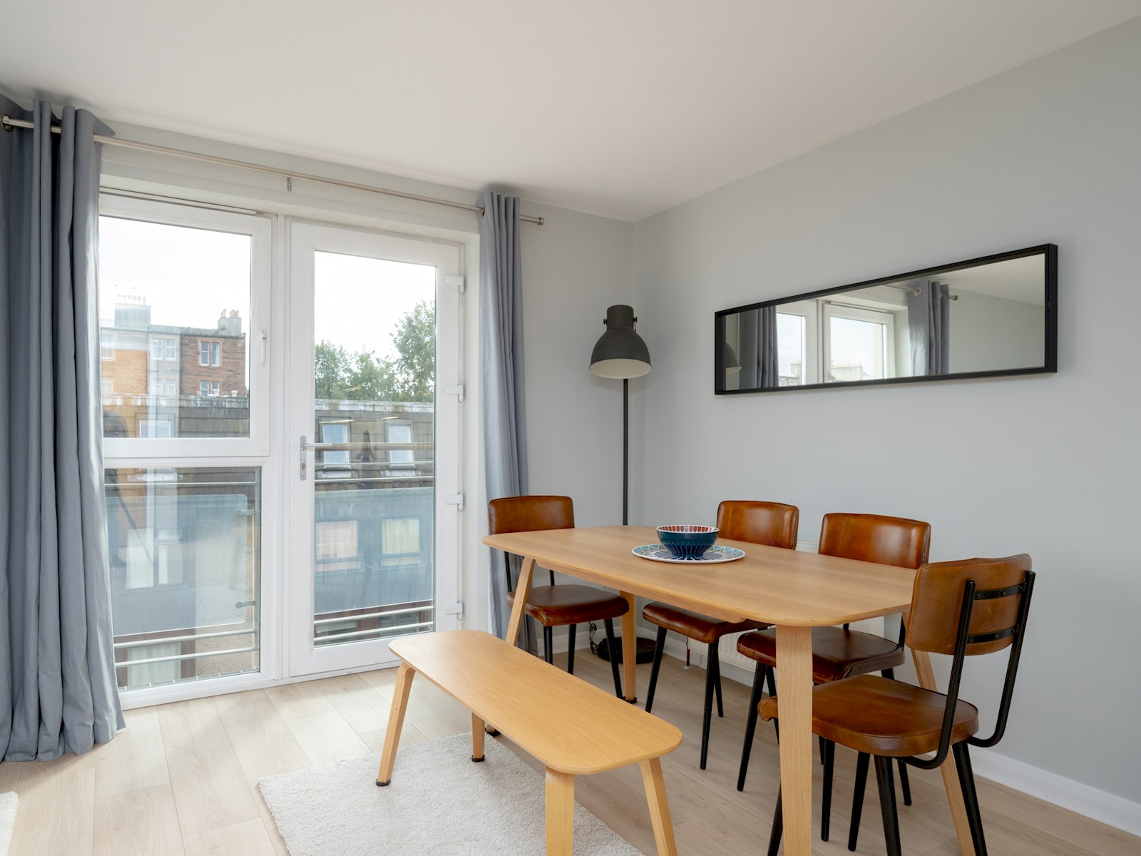 Pass the Keys | Spacious, Bright & Modern Edinburgh City Flat in Flat 7, 22 Lochrin Place EH3 9QS - Property image 16 - VivreStays