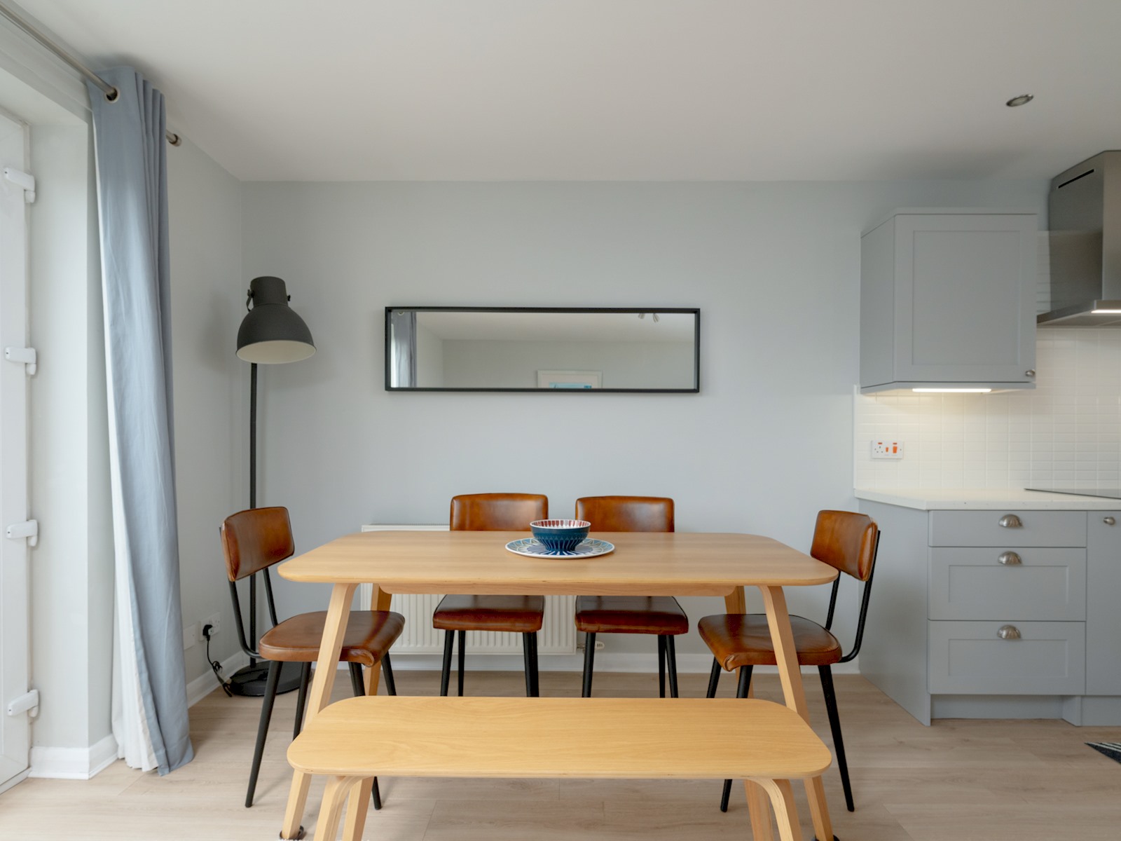 Pass the Keys | Spacious, Bright & Modern Edinburgh City Flat in Flat 7, 22 Lochrin Place EH3 9QS - Property image 15 - VivreStays