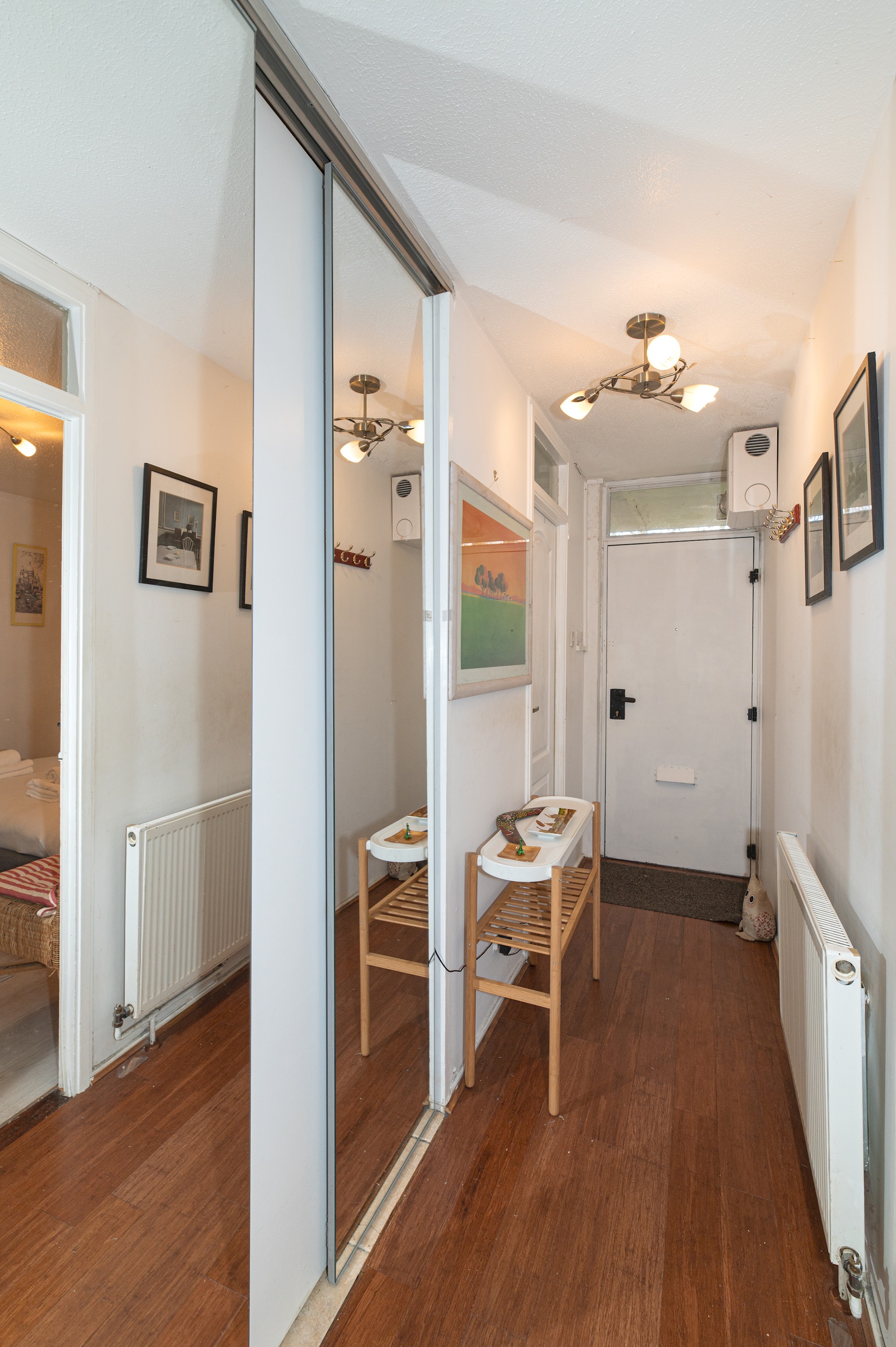 View Homely flat by the river in Battersea, SW London - Pass the Keys in 9 Musgrave Court, 110 Battersea Bridge Rd, SW11 3AN Homely flat by the river in Battersea, SW London - Pass the Keys in 9 Musgrave Court, 110 Battersea Bridge Rd, SW11 3AN - Property image 12 - VivreStays