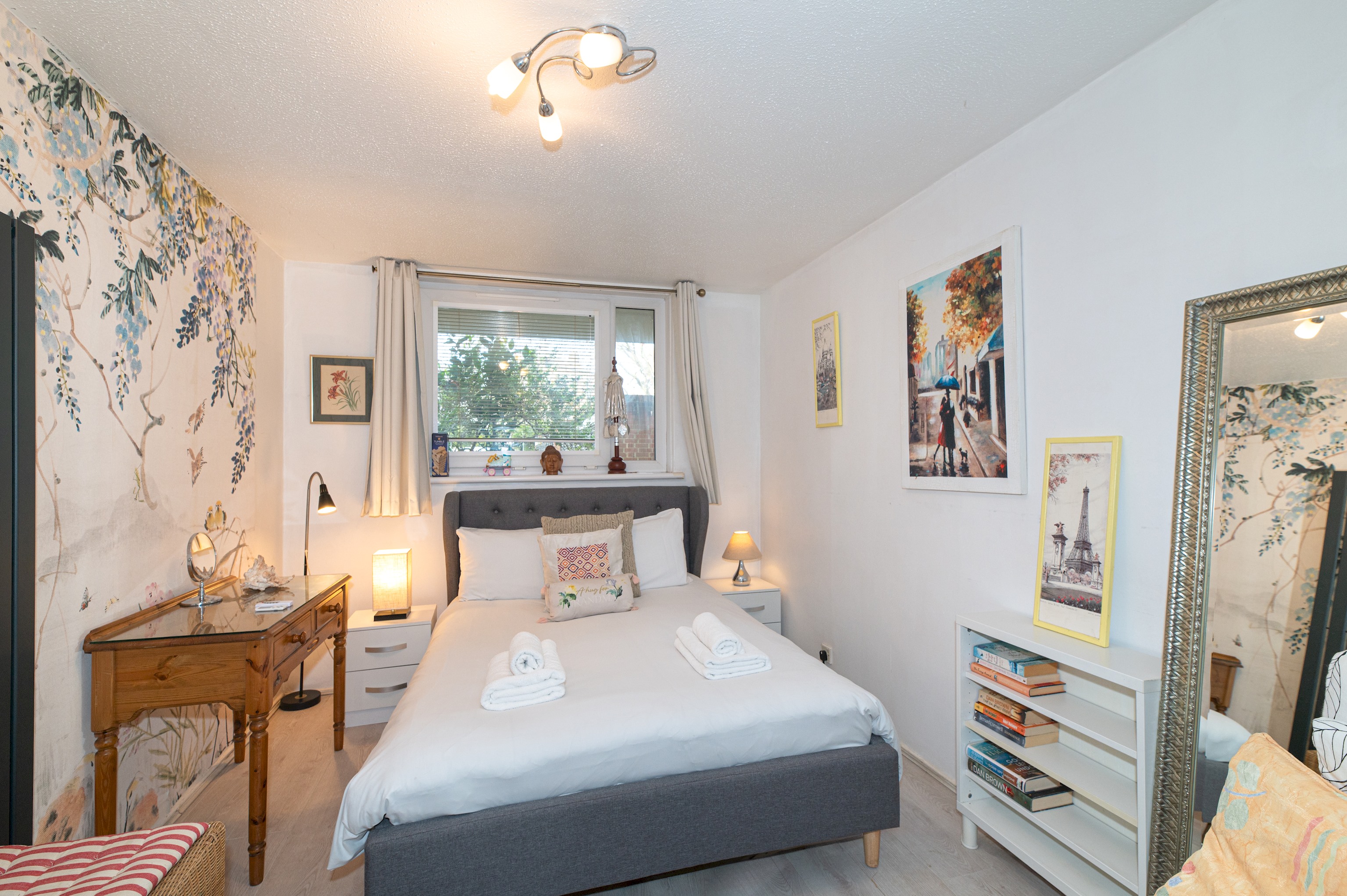 View Homely flat by the river in Battersea, SW London - Pass the Keys in 9 Musgrave Court, 110 Battersea Bridge Rd, SW11 3AN Homely flat by the river in Battersea, SW London - Pass the Keys in 9 Musgrave Court, 110 Battersea Bridge Rd, SW11 3AN - Property image 15 - VivreStays