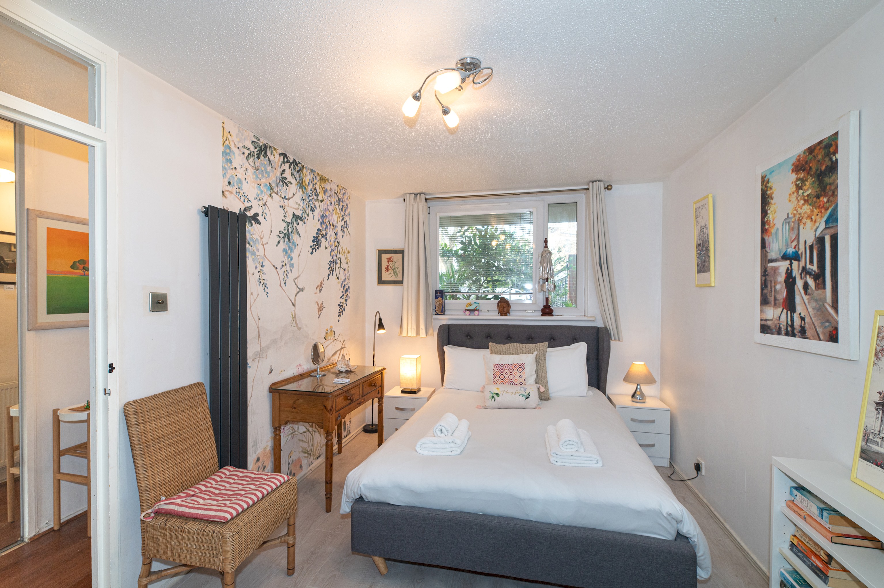 View Homely flat by the river in Battersea, SW London - Pass the Keys in 9 Musgrave Court, 110 Battersea Bridge Rd, SW11 3AN Homely flat by the river in Battersea, SW London - Pass the Keys in 9 Musgrave Court, 110 Battersea Bridge Rd, SW11 3AN - Property image 17 - VivreStays