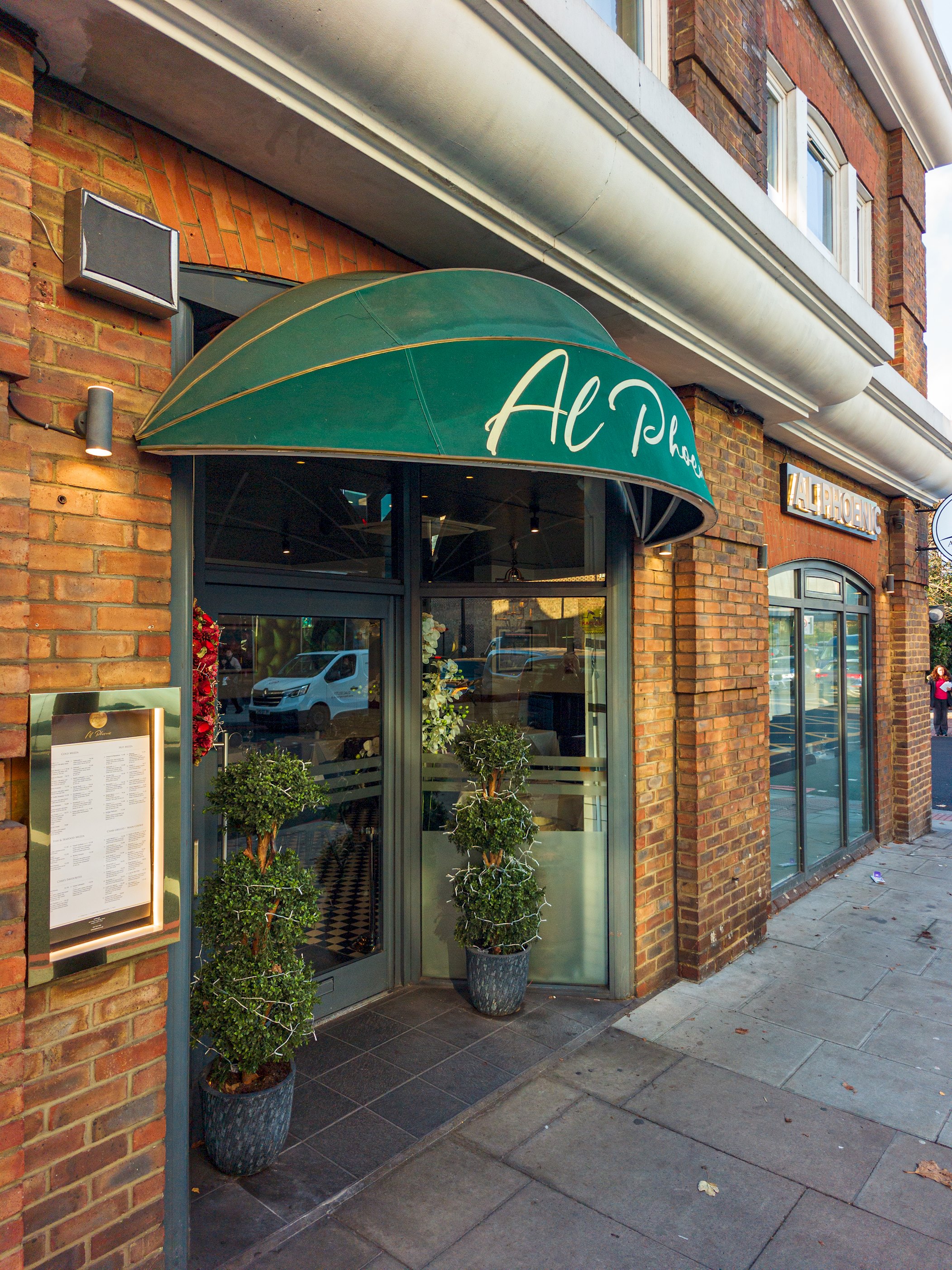 View Homely flat by the river in Battersea, SW London - Pass the Keys in 9 Musgrave Court, 110 Battersea Bridge Rd, SW11 3AN Homely flat by the river in Battersea, SW London - Pass the Keys in 9 Musgrave Court, 110 Battersea Bridge Rd, SW11 3AN - Property image 55 - VivreStays
