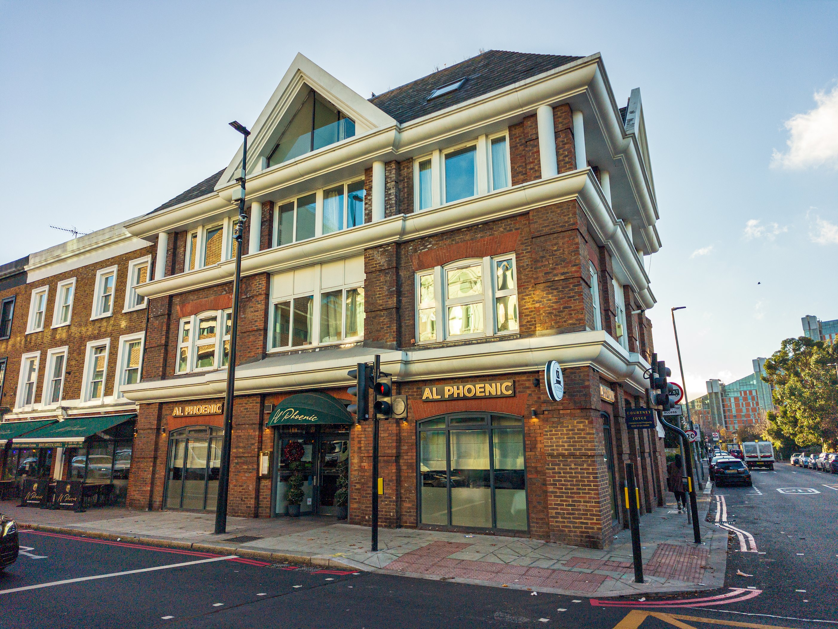 View Homely flat by the river in Battersea, SW London - Pass the Keys in 9 Musgrave Court, 110 Battersea Bridge Rd, SW11 3AN Homely flat by the river in Battersea, SW London - Pass the Keys in 9 Musgrave Court, 110 Battersea Bridge Rd, SW11 3AN - Property image 57 - VivreStays