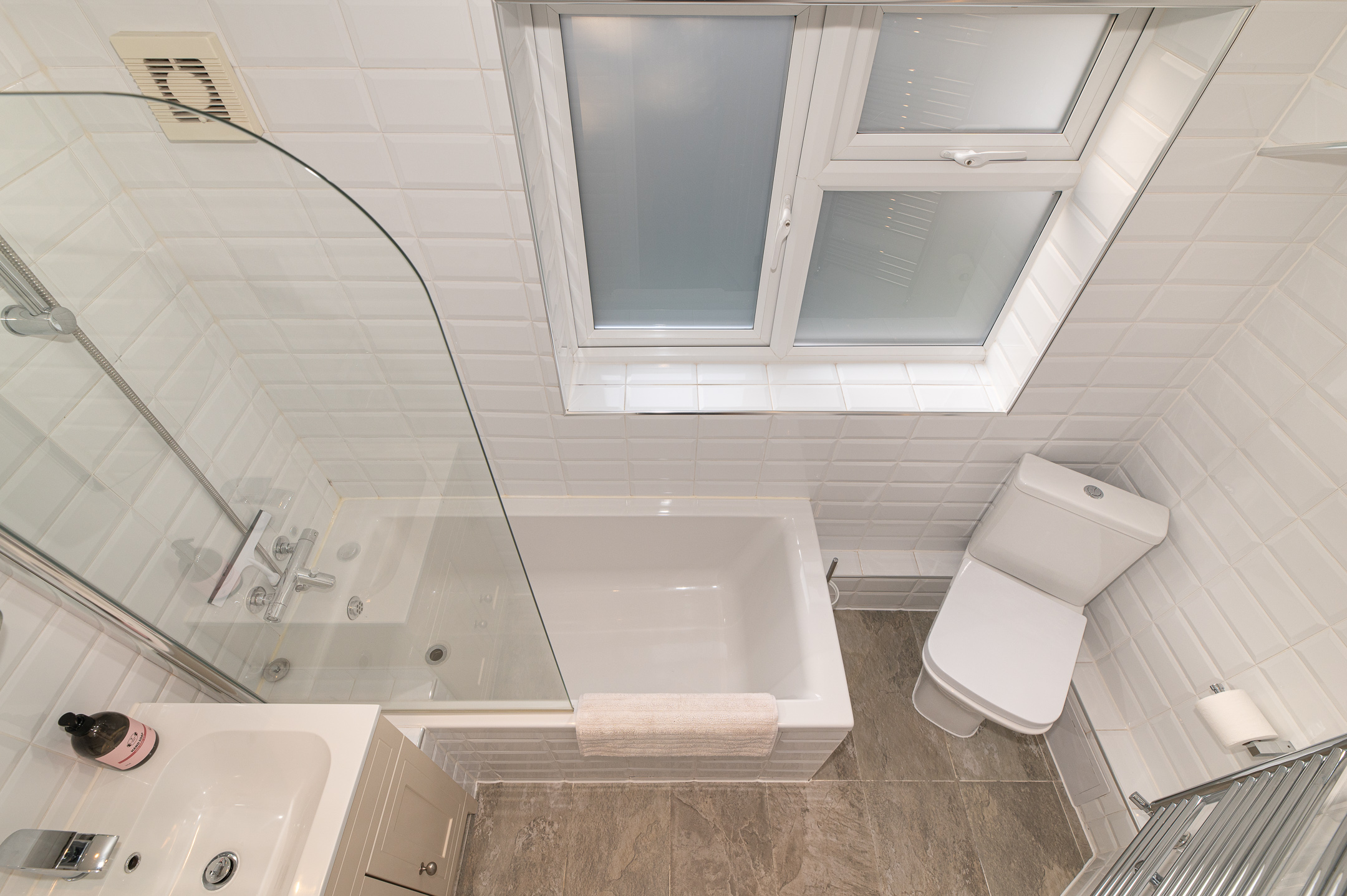 View Central 1Bed flat in Bermondsey, London - Pass the Keys in 47B Reverdy Road SE1 5QD Central 1Bed flat in Bermondsey, London - Pass the Keys in 47B Reverdy Road SE1 5QD - Property image 31 - VivreStays