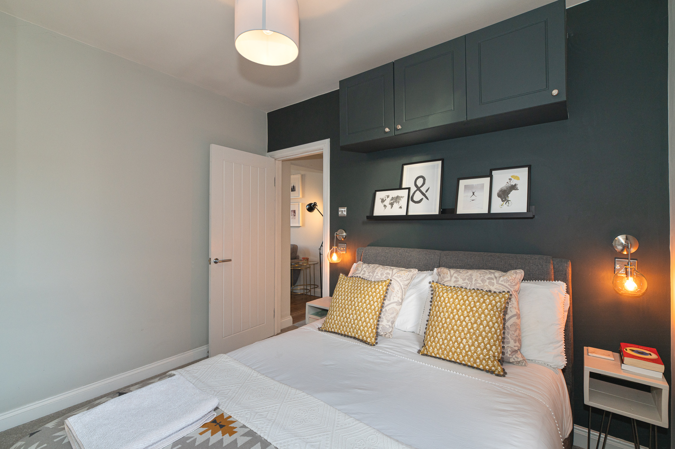 View Central 1Bed flat in Bermondsey, London - Pass the Keys in 47B Reverdy Road SE1 5QD Central 1Bed flat in Bermondsey, London - Pass the Keys in 47B Reverdy Road SE1 5QD - Property image 26 - VivreStays