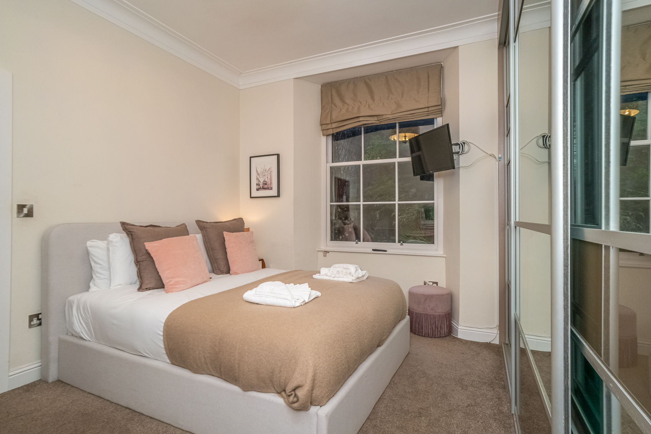 Georgian Elegance with Patio Garden, West End - Pass the Keys in 20/1 Chester Street EH3 7RA - Property image 4 - VivreStays