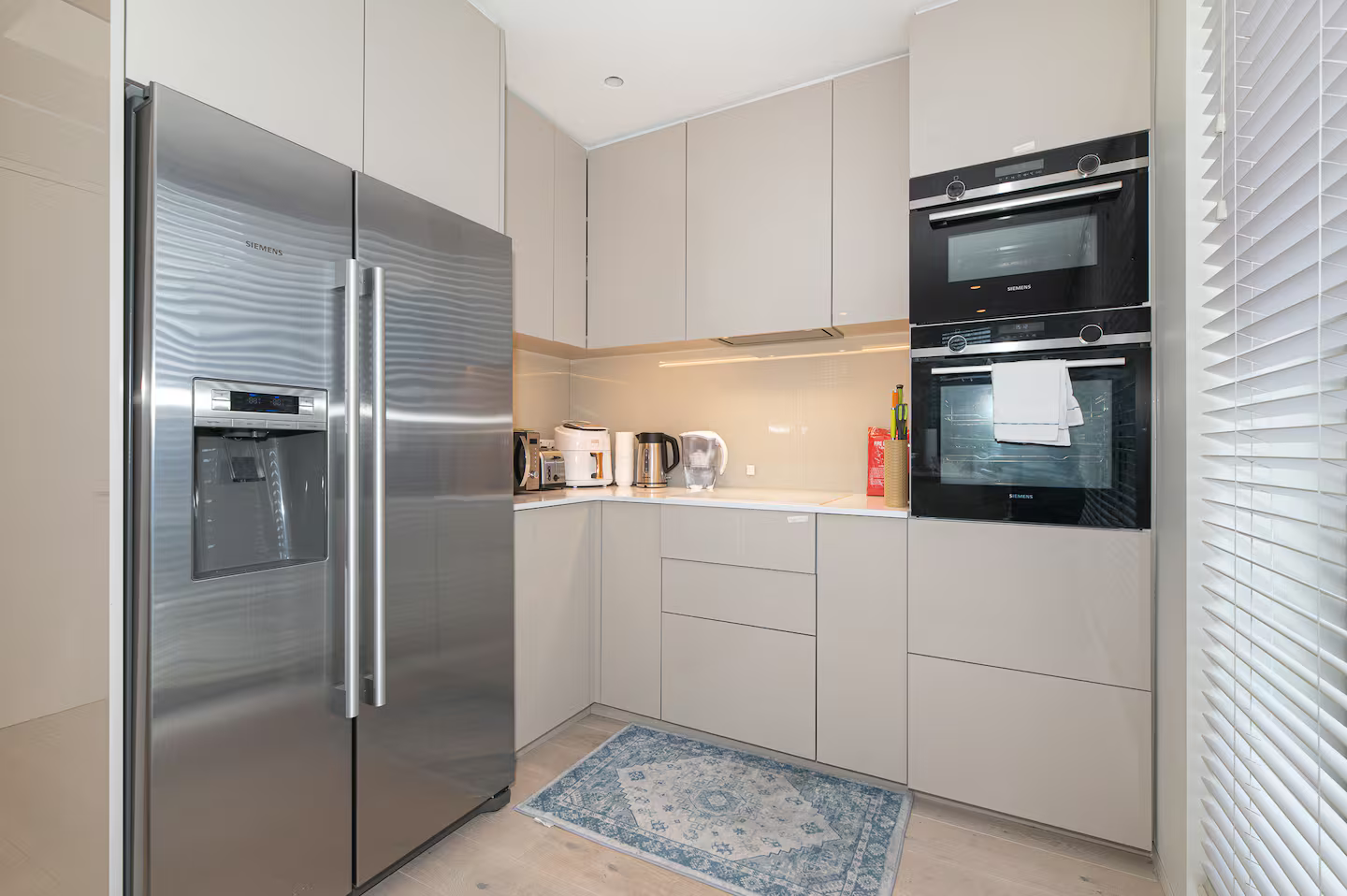 Modern Smart Home with Garden, close to Richmond - Pass the Keys in 29 Kings Terrace, Isleworth TW7 7AW - Property image 4 - VivreStays