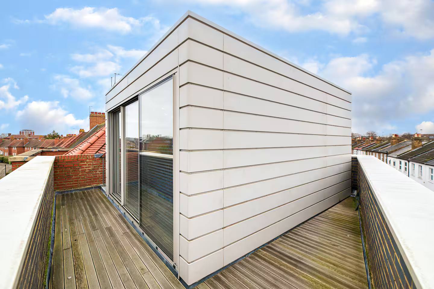 Modern Smart Home with Garden, close to Richmond - Pass the Keys in 29 Kings Terrace, Isleworth TW7 7AW - Property image 46 - VivreStays
