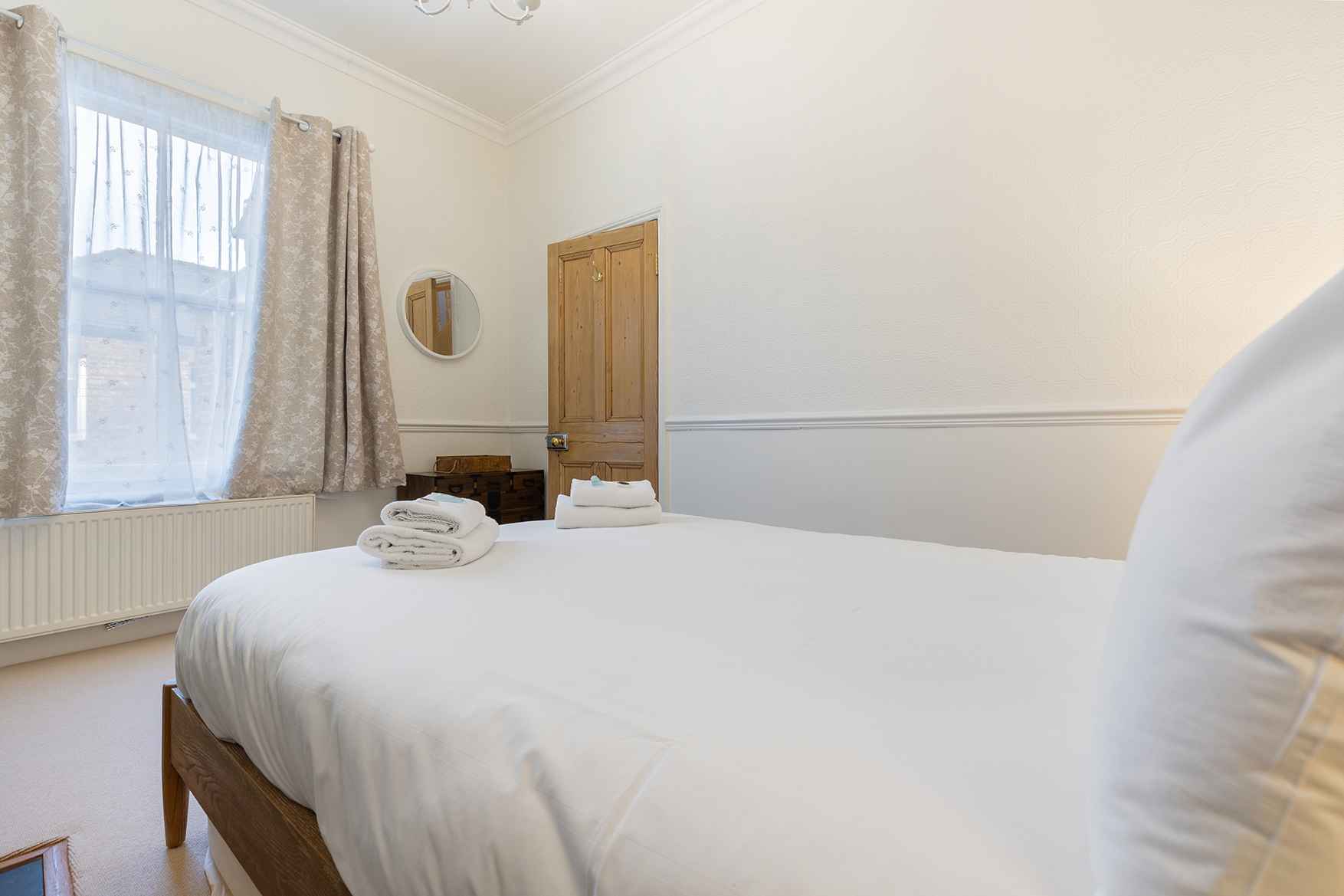 Gorgeous Victorian Town-house in York with Parking - Pass the Keys in 44 Grosvenor Terrace, YO30 7AG - Property image 29 - VivreStays