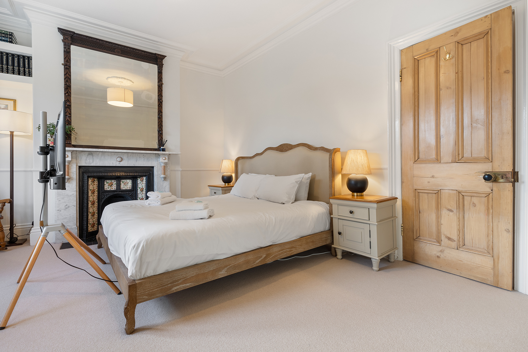 Gorgeous Victorian Town-house in York with Parking - Pass the Keys in 44 Grosvenor Terrace, YO30 7AG - Property image 34 - VivreStays